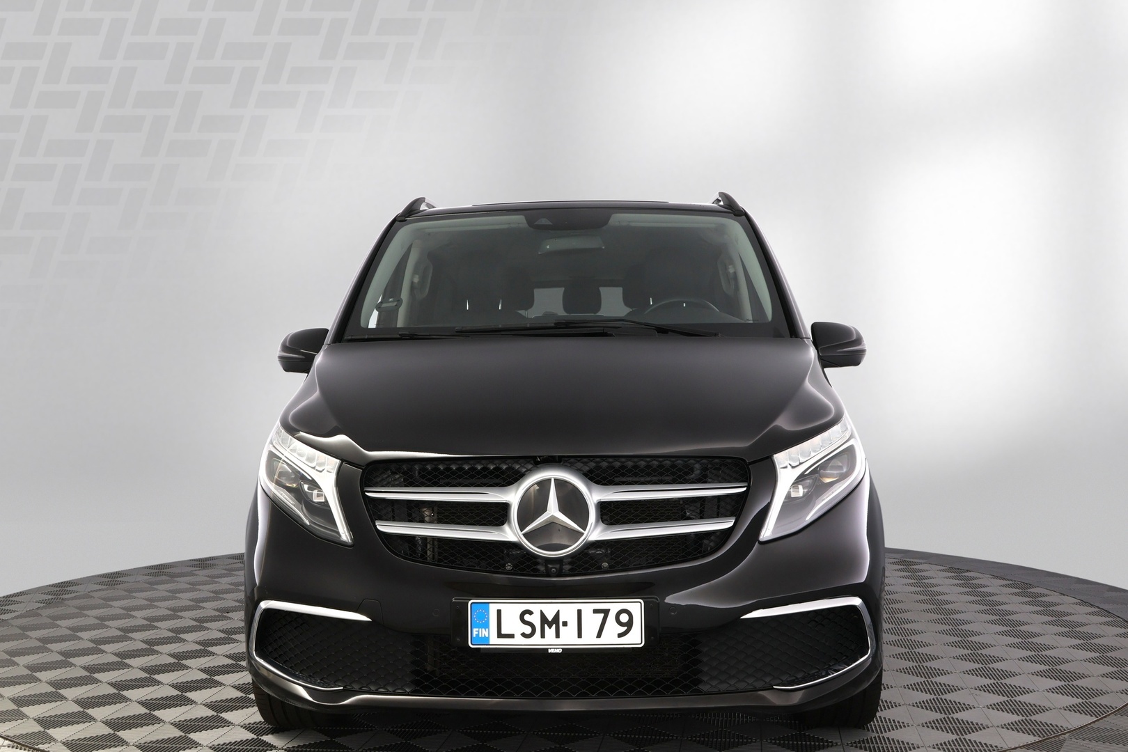 MERCEDES-BENZ V 2022