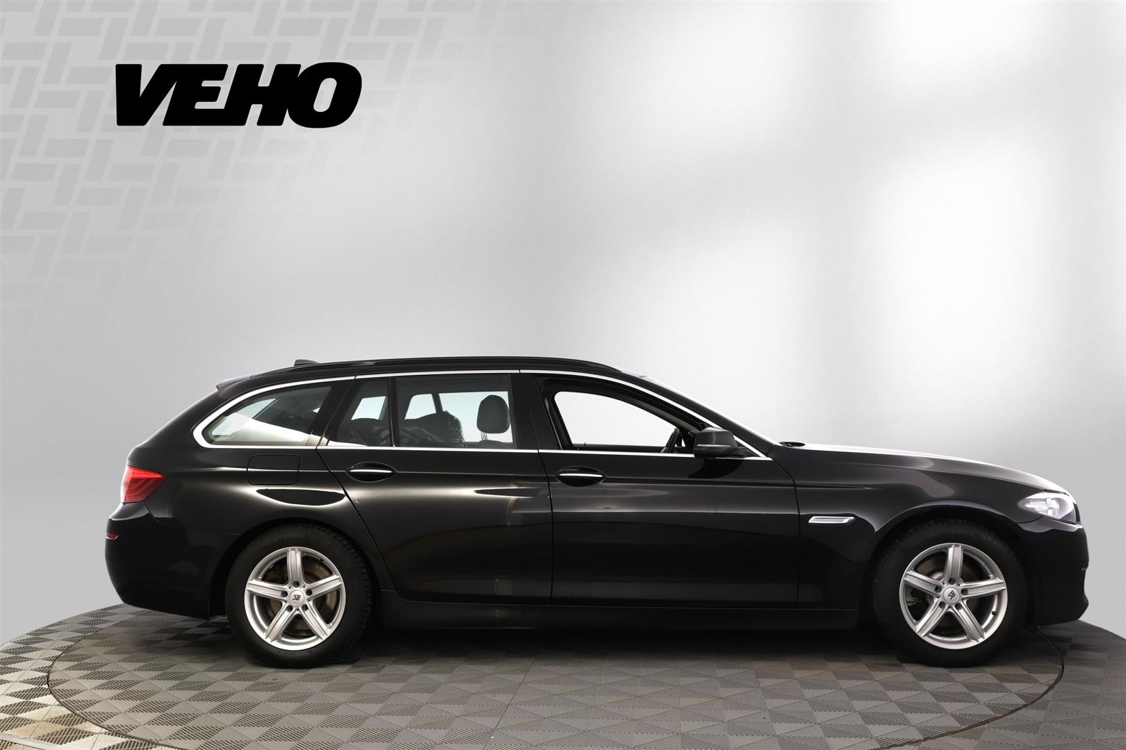 BMW 520 2013