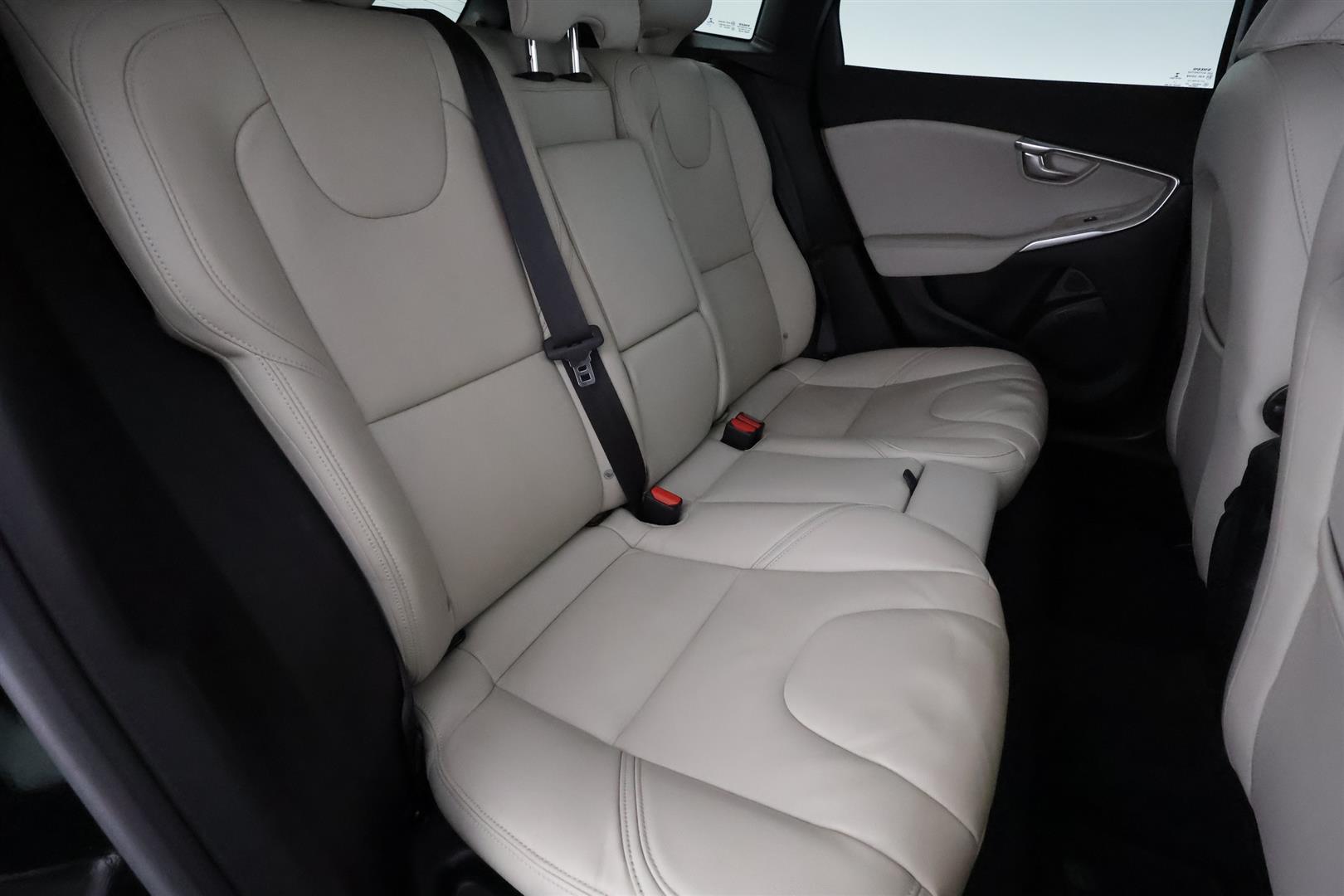 Volvo V40 2017