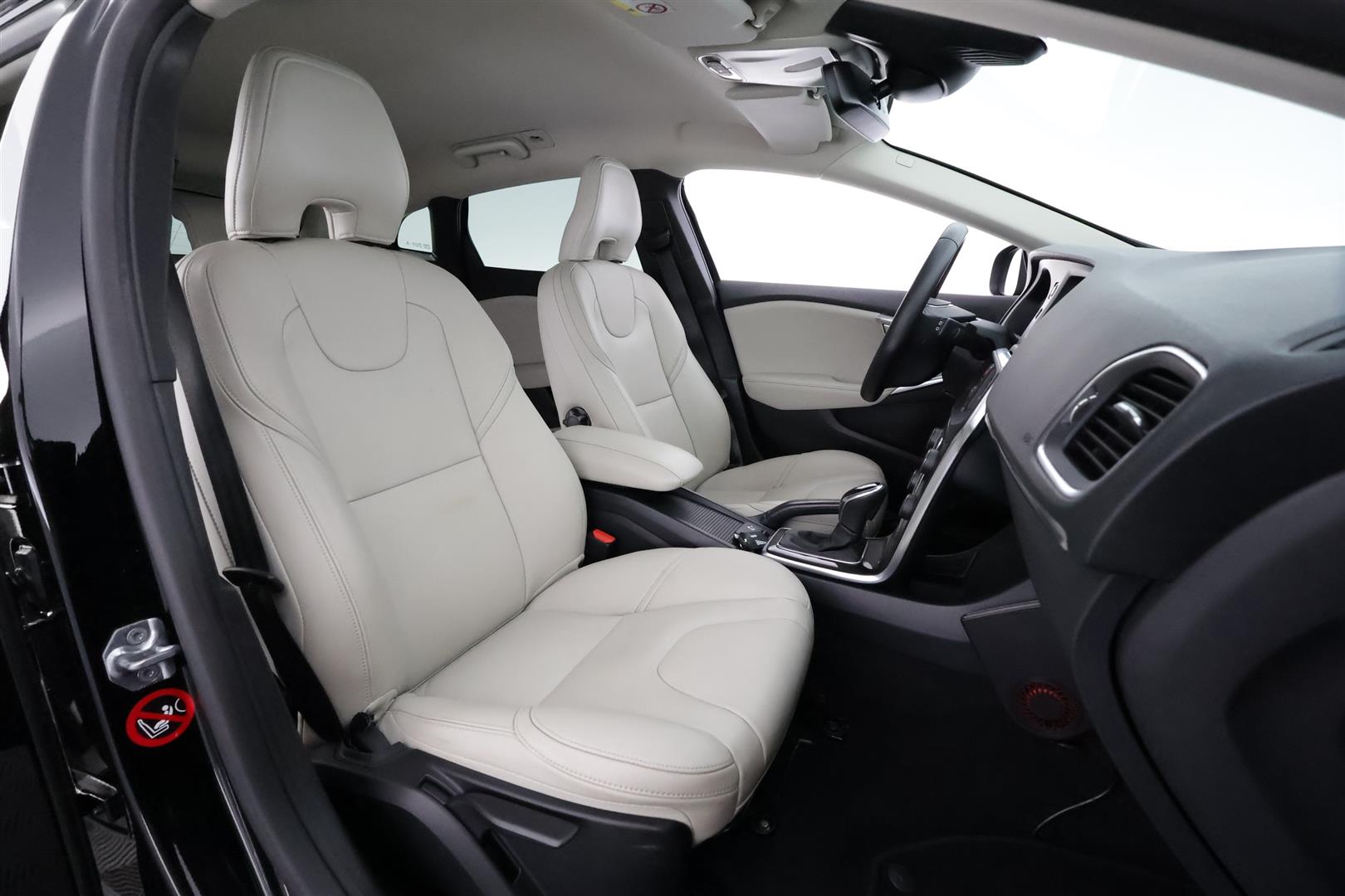 Volvo V40 2017