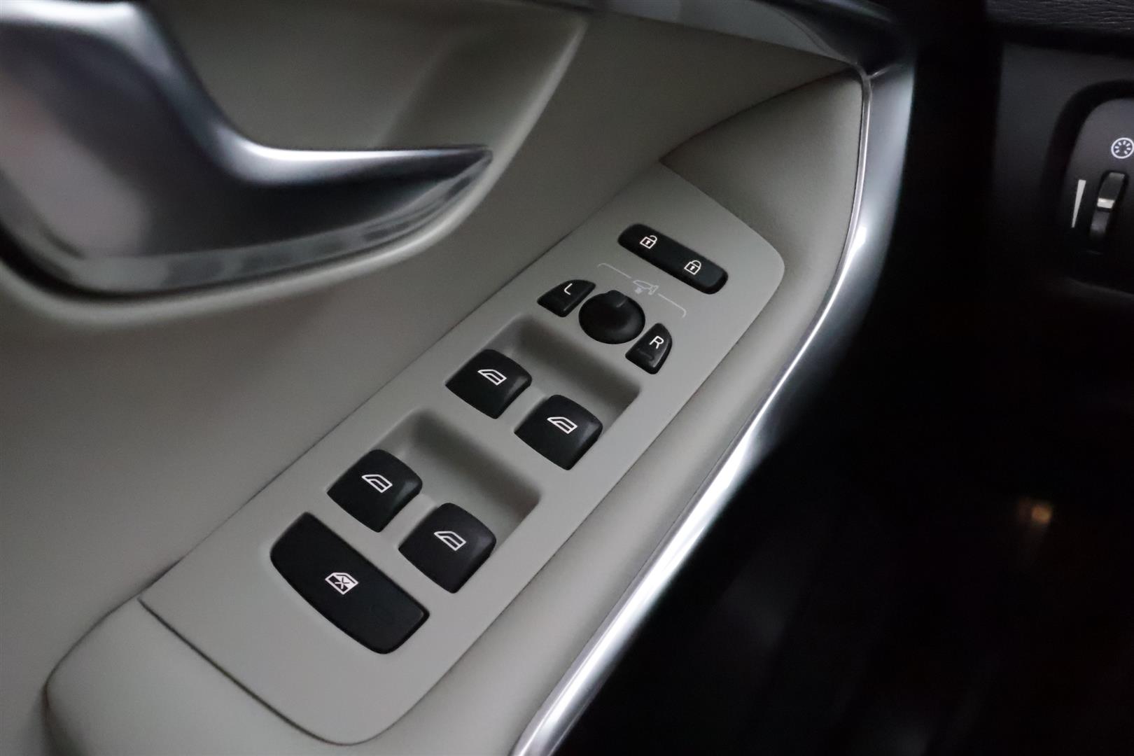 Volvo V40 2017