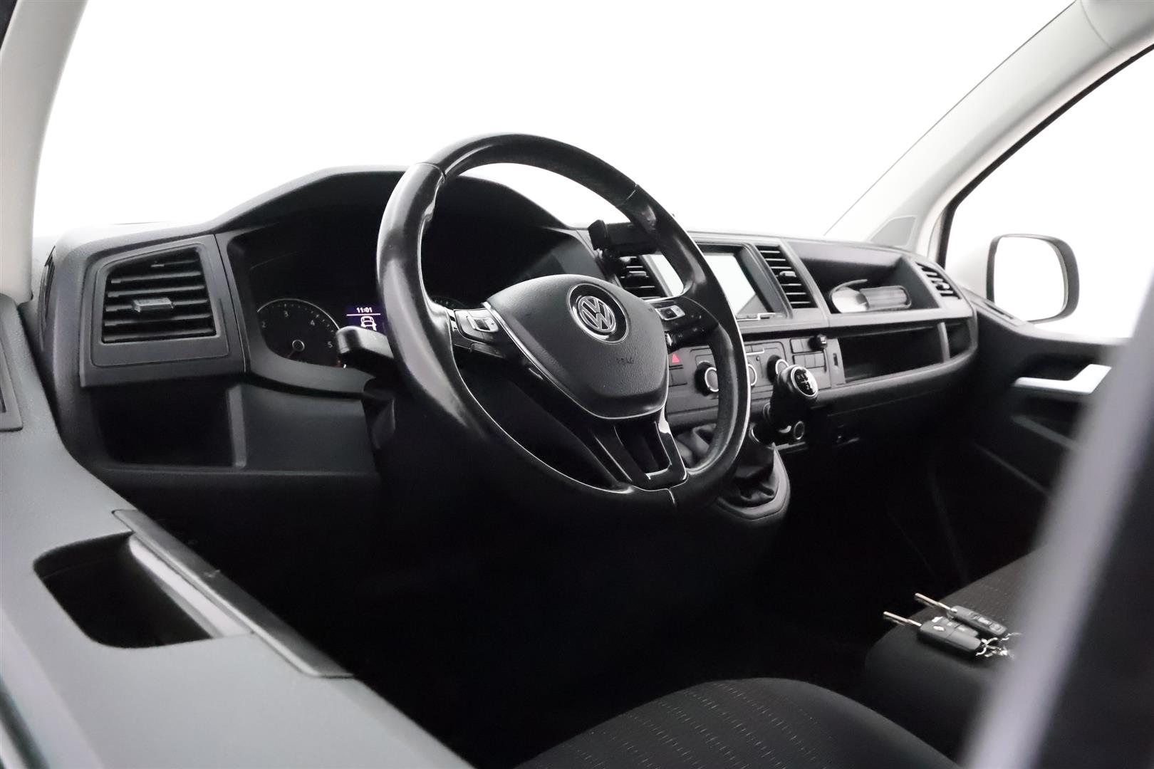 Volkswagen Caravelle 2018