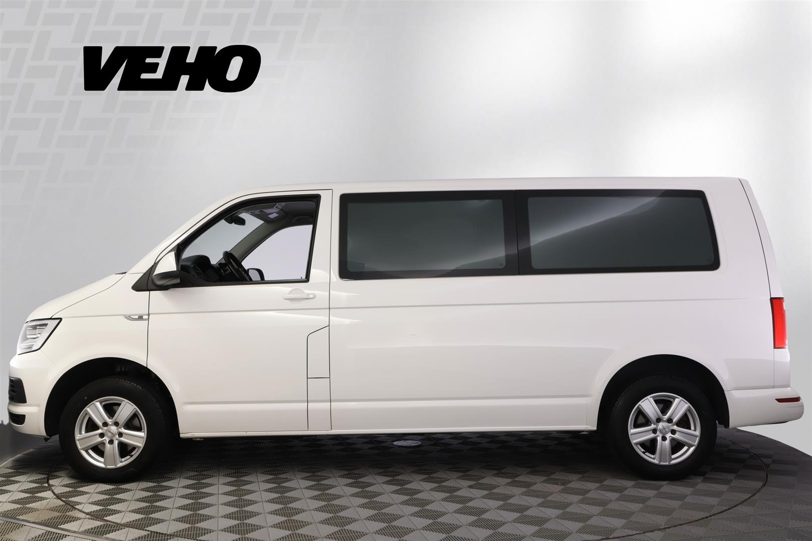 Volkswagen Caravelle 2018
