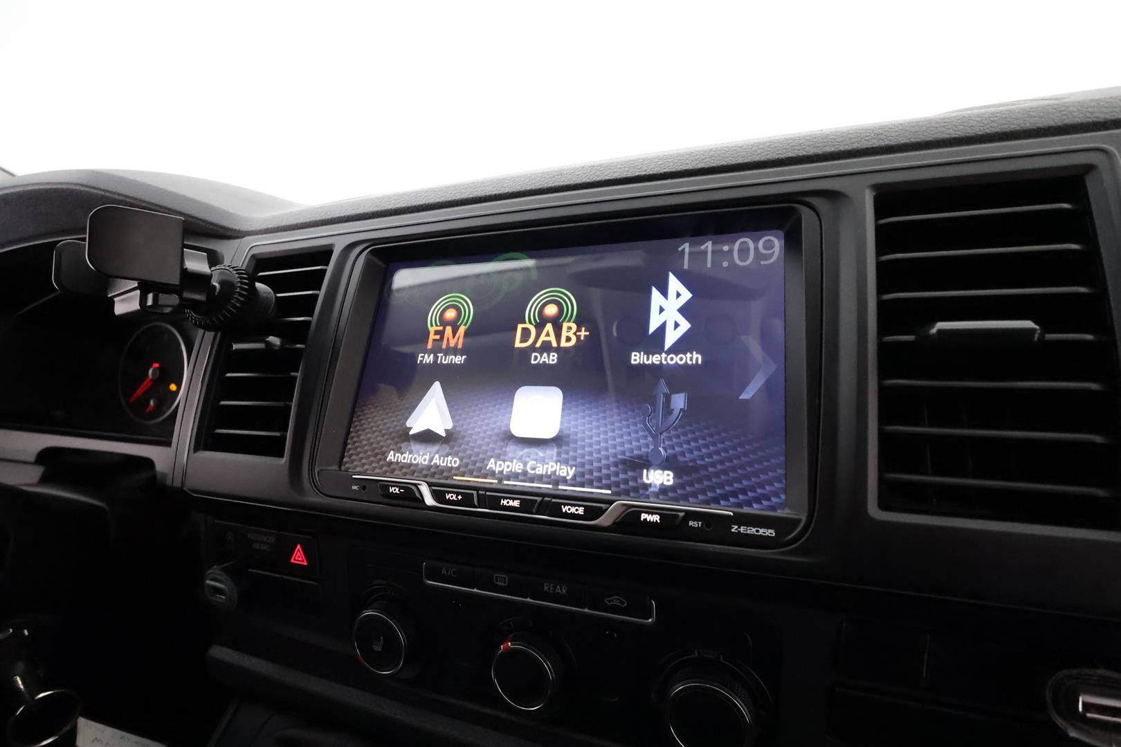 Volkswagen Caravelle 2018