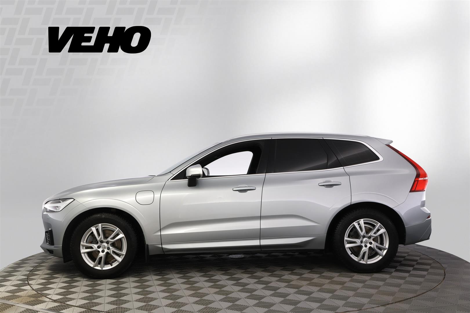 VOLVO XC60 2018