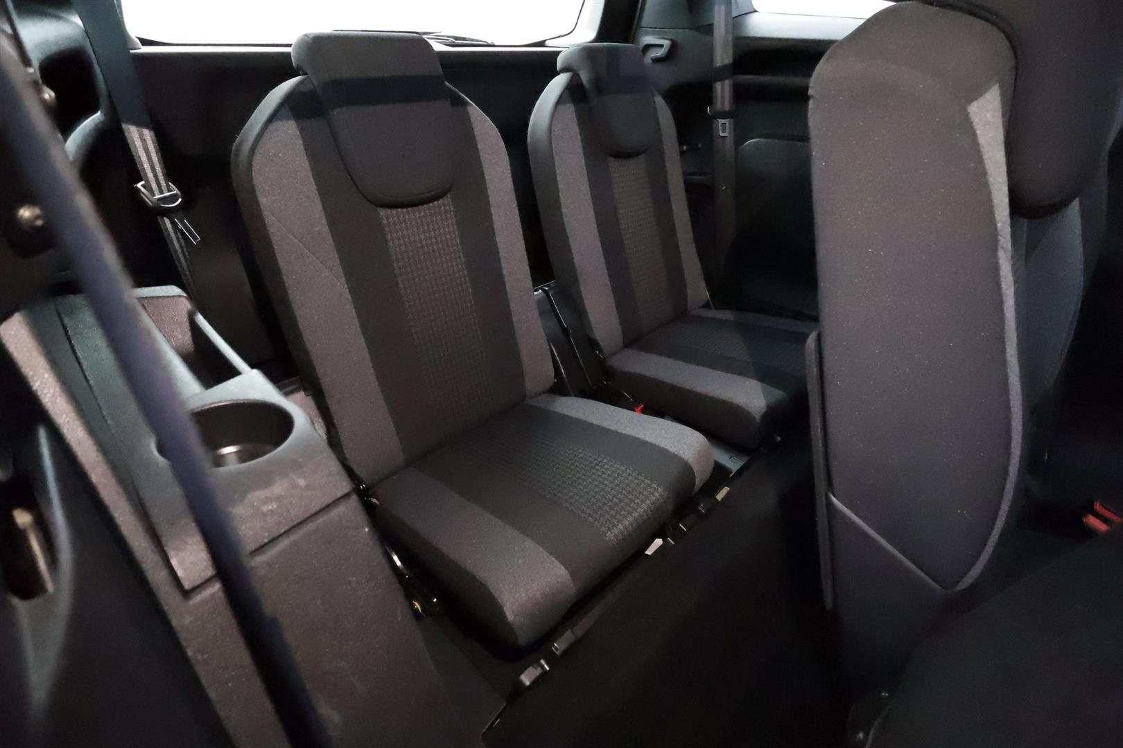 Peugeot 5008 2021
