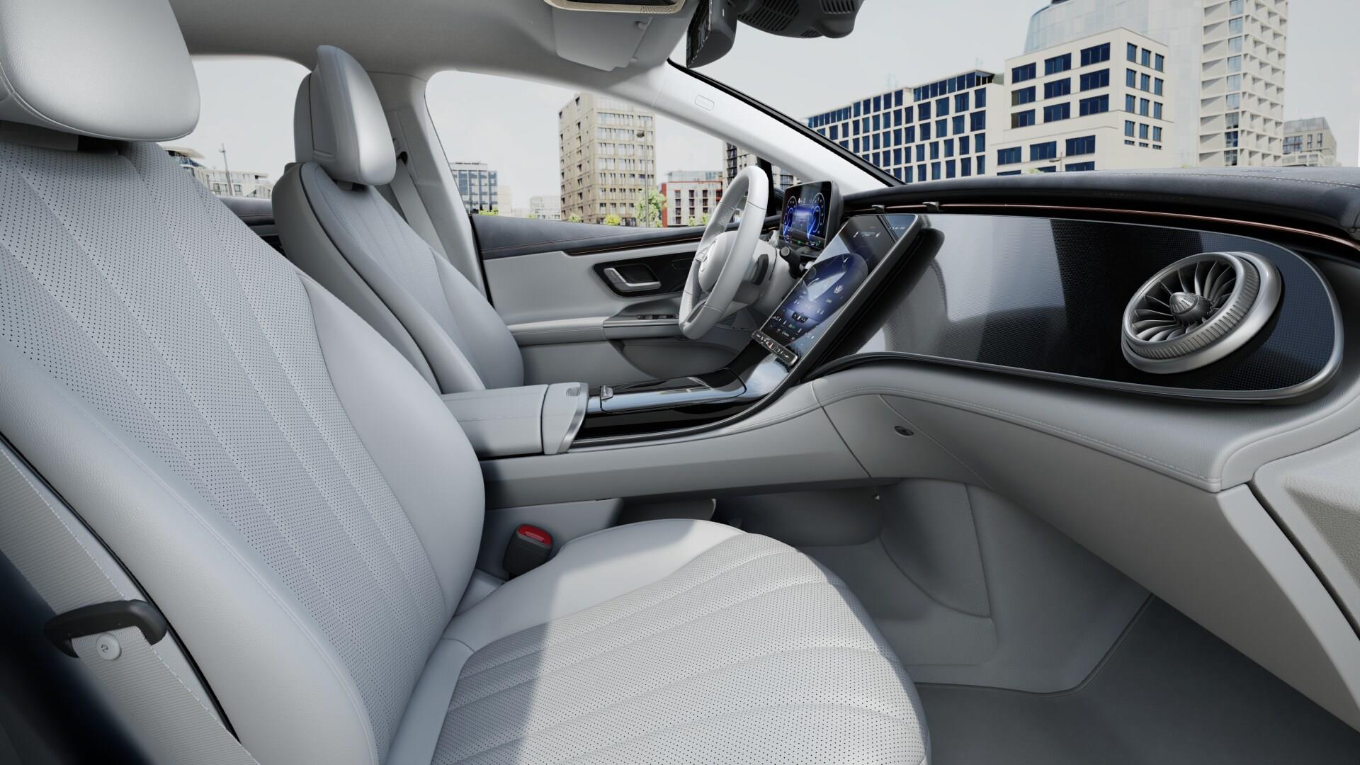 MERCEDES-BENZ EQE 2022