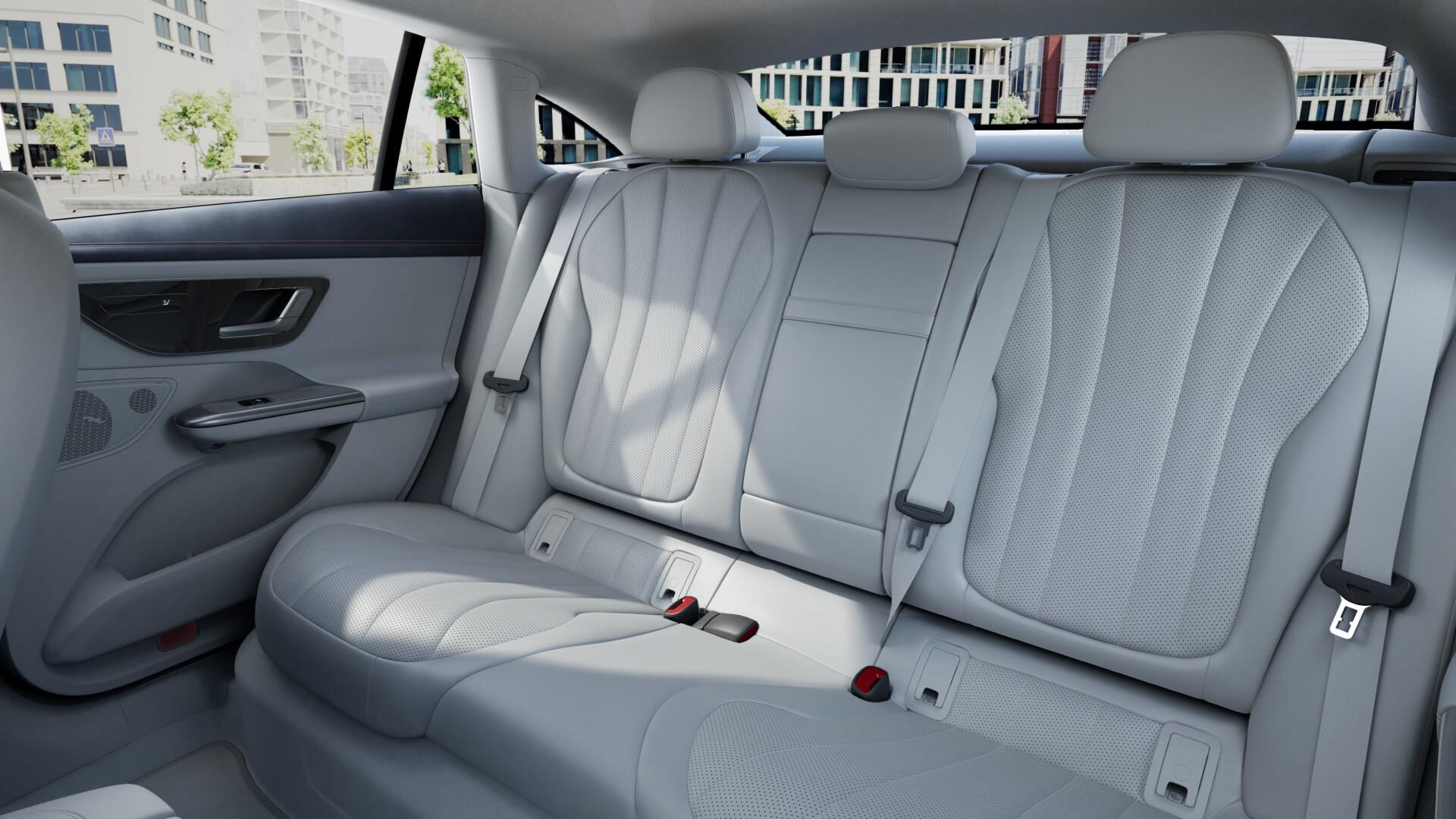 MERCEDES-BENZ EQE 2022