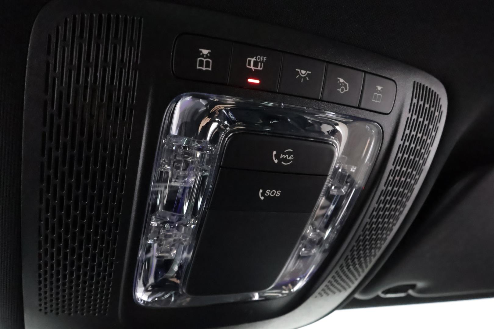 MERCEDES-BENZ GLA 2024