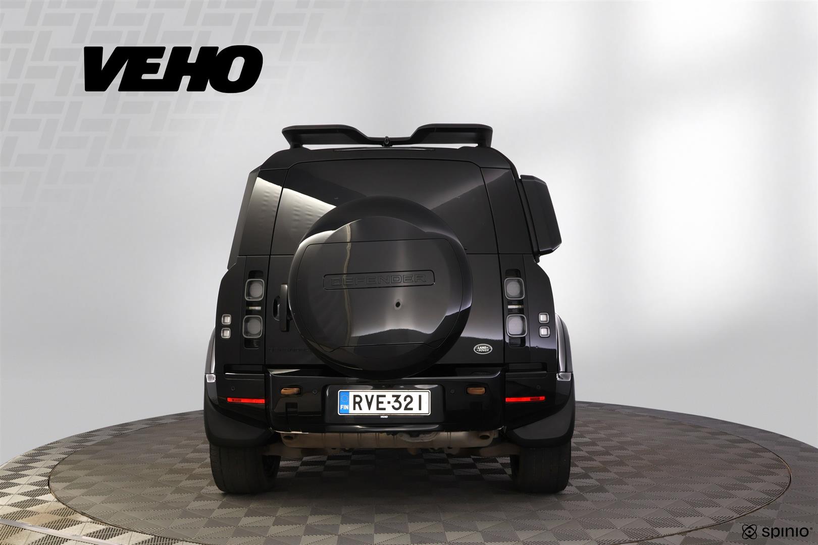 Land Rover Defender 2023