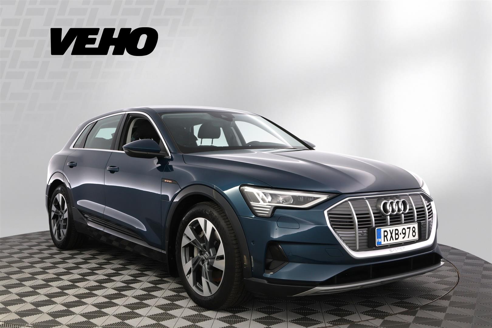 AUDI e-tron 2019