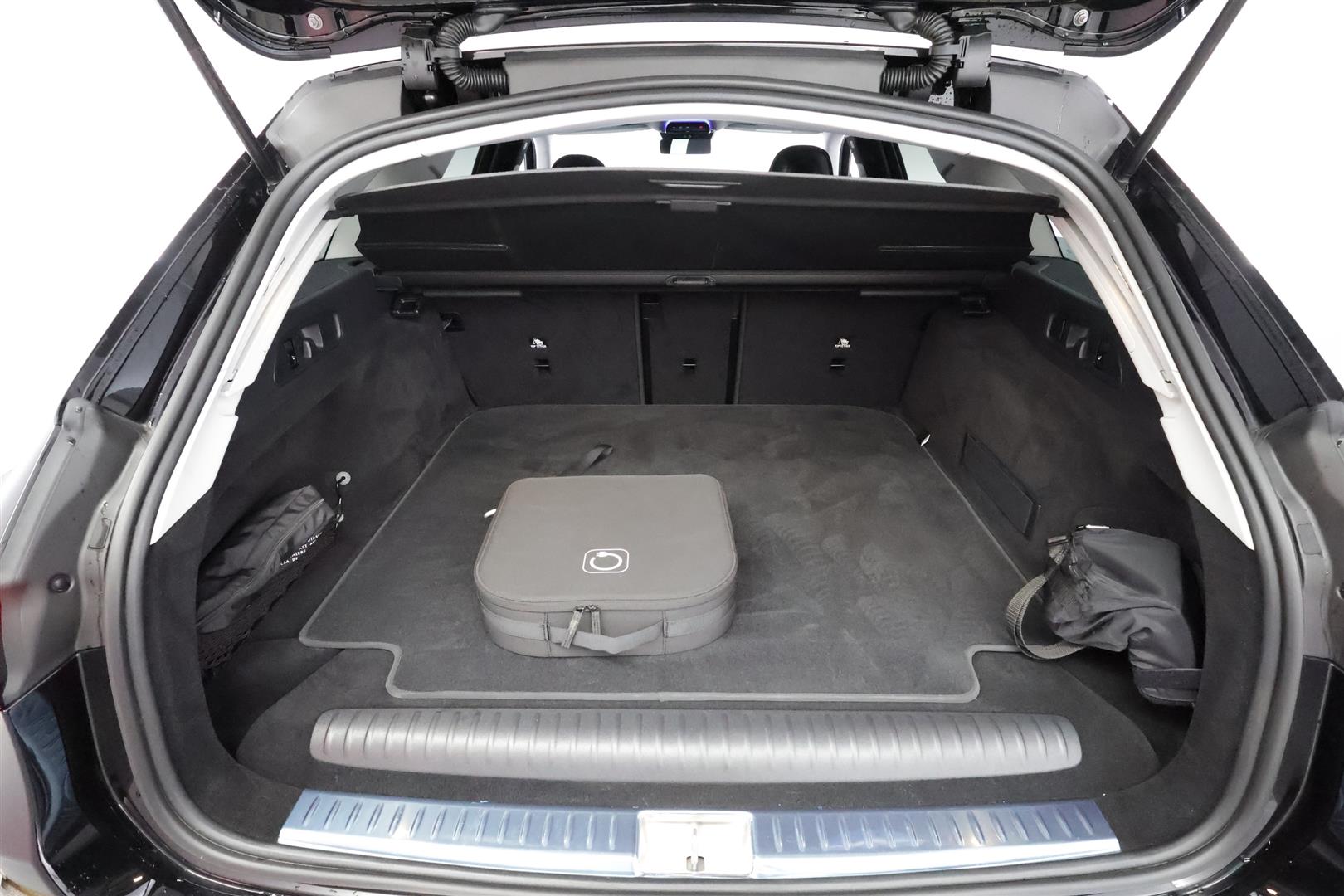 Mercedes-Benz E 2025