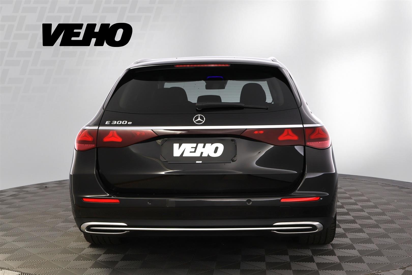 Mercedes-Benz E 2025