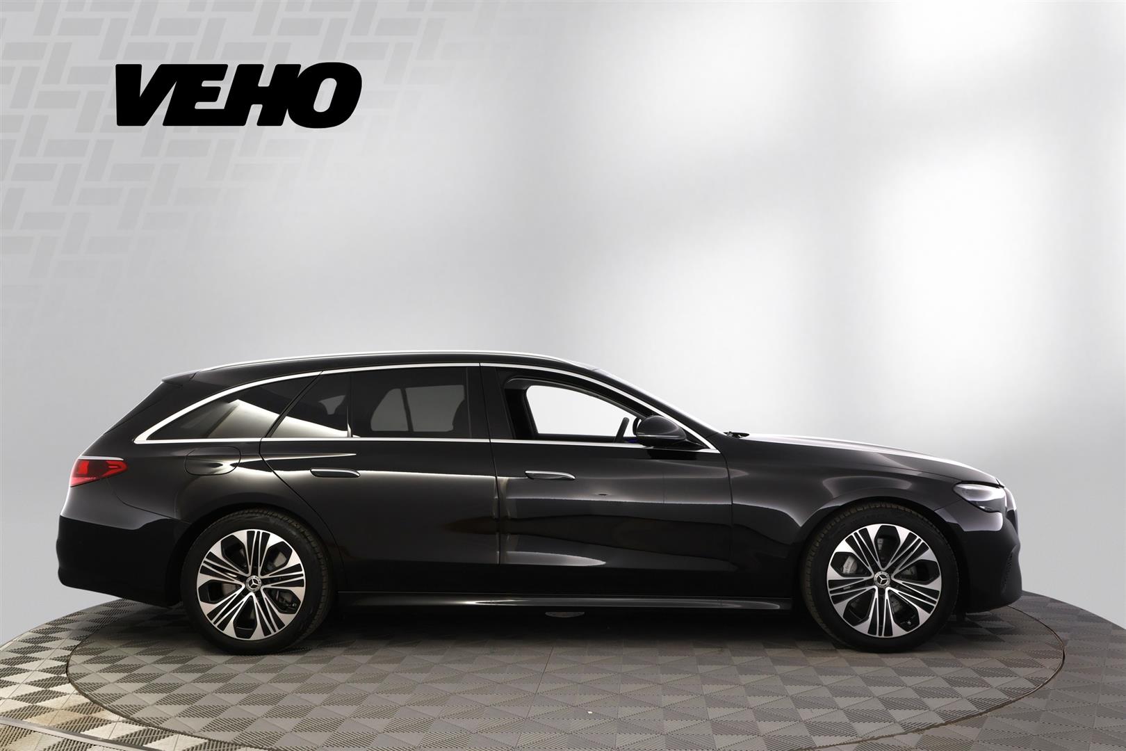 Mercedes-Benz E 2025