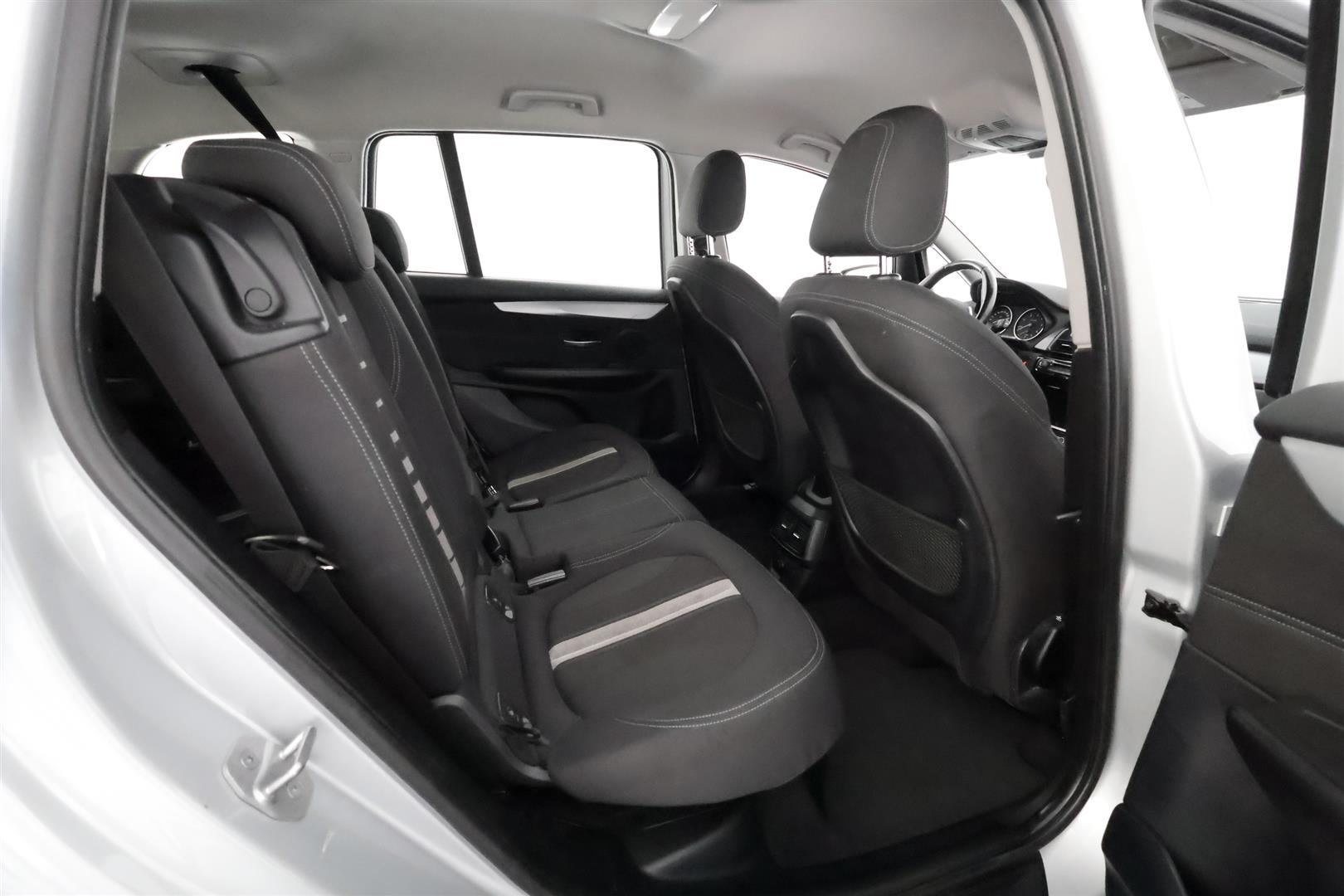 BMW 218 2016