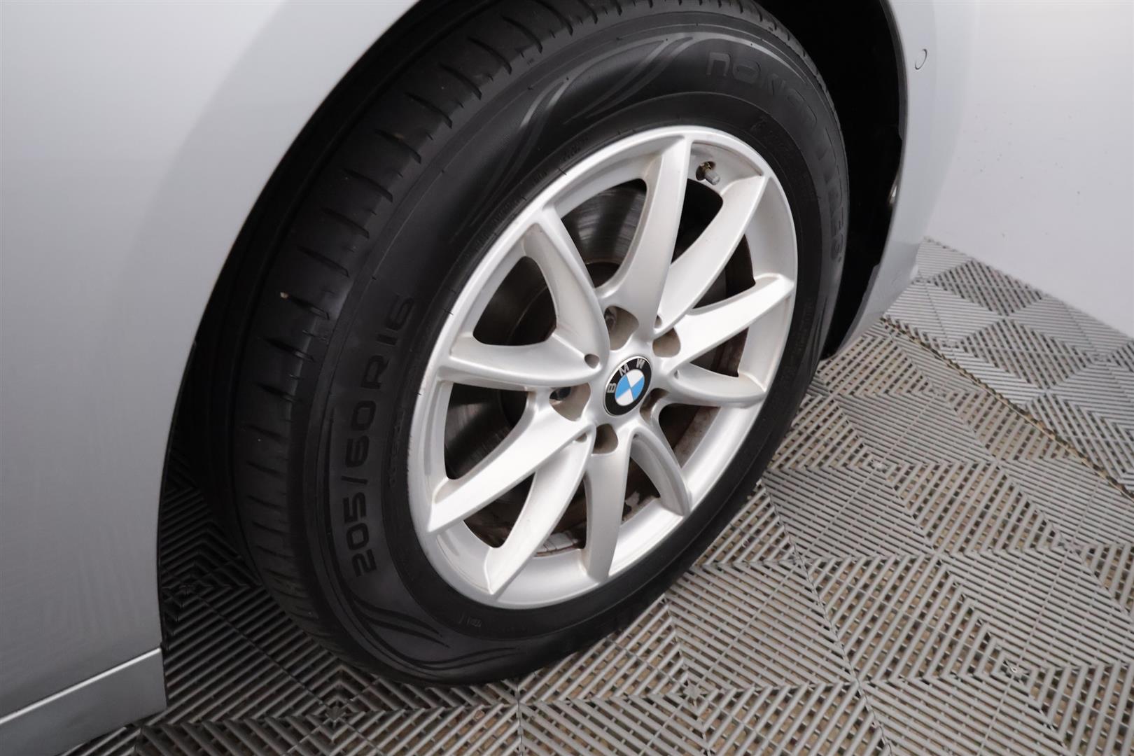 BMW 218 2016