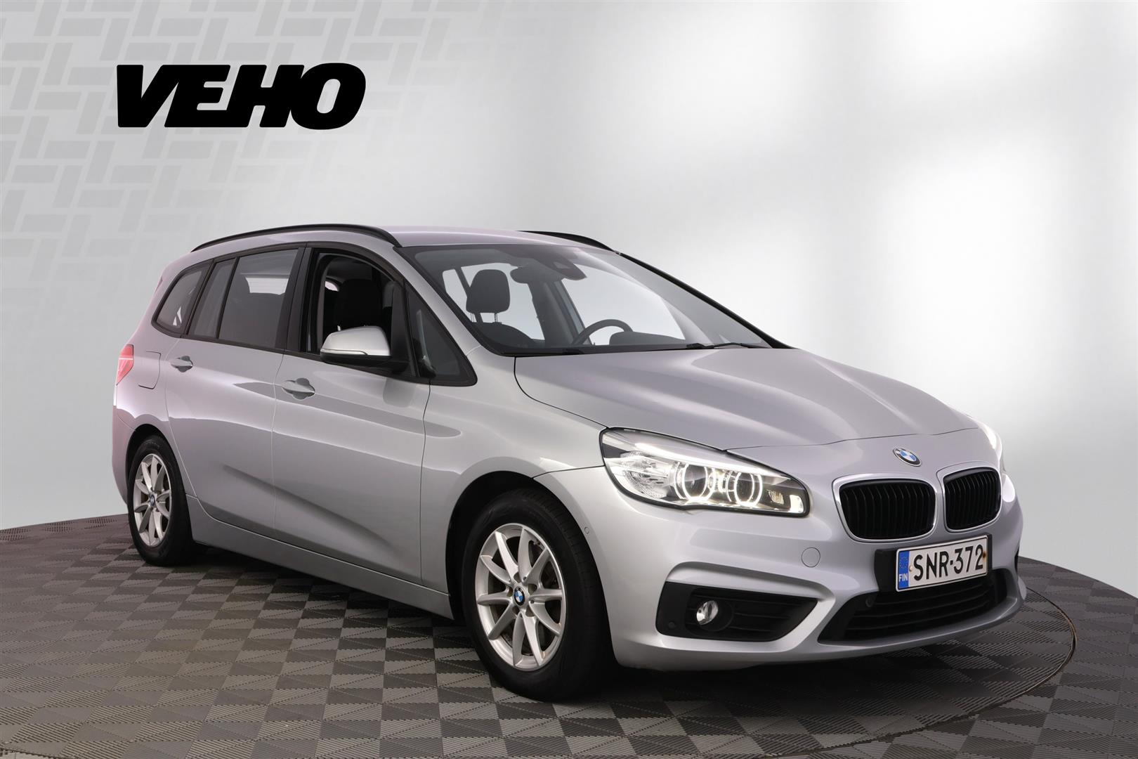 BMW 218 2016