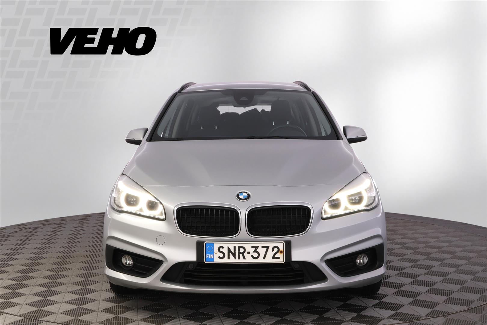 BMW 218 2016