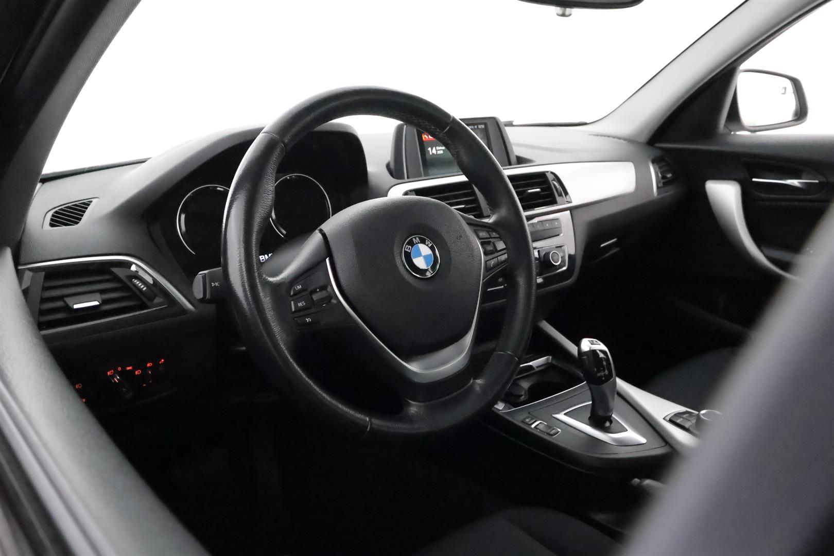 BMW 118 2018