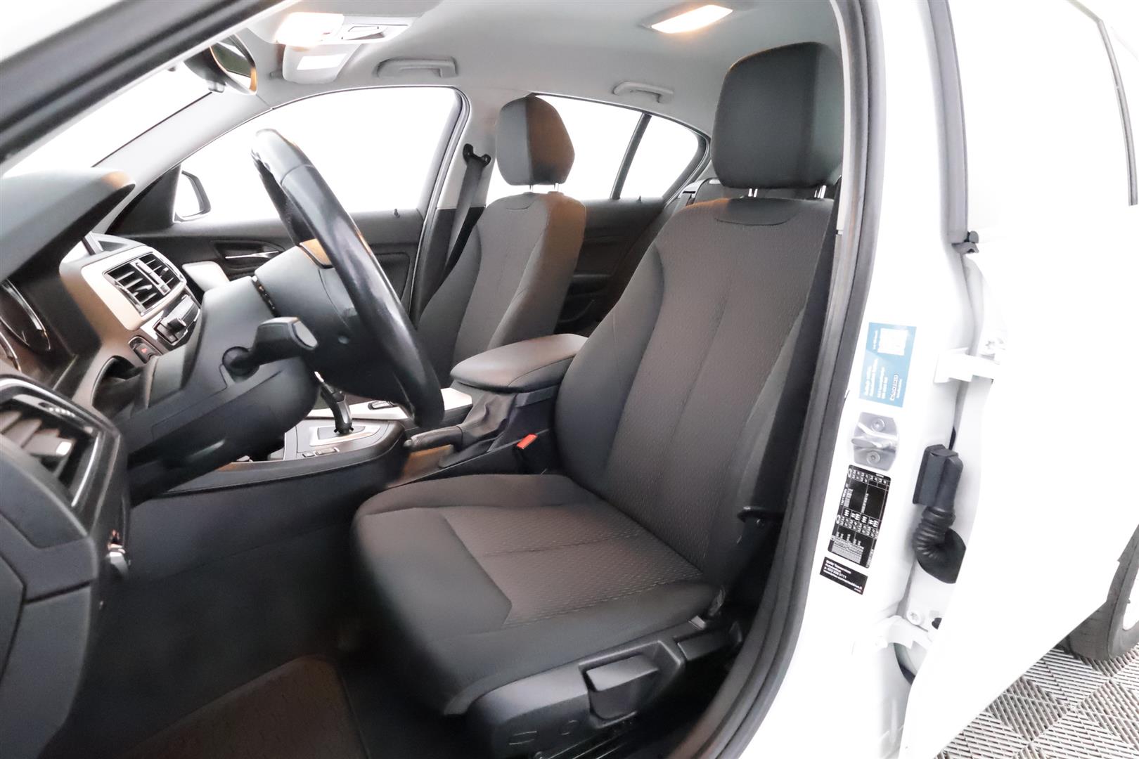 BMW 118 2018