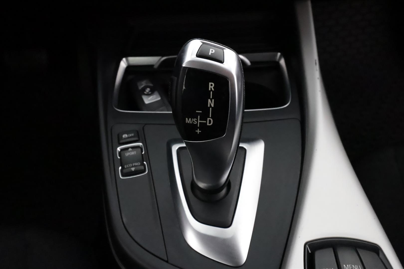BMW 118 2018