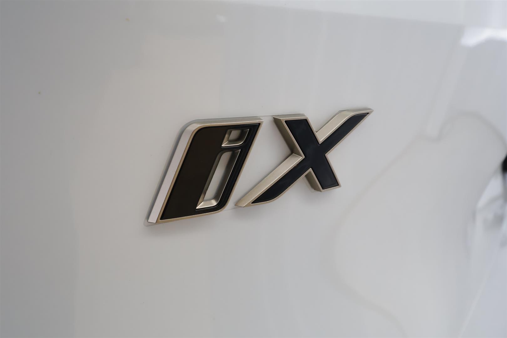 BMW iX 2022