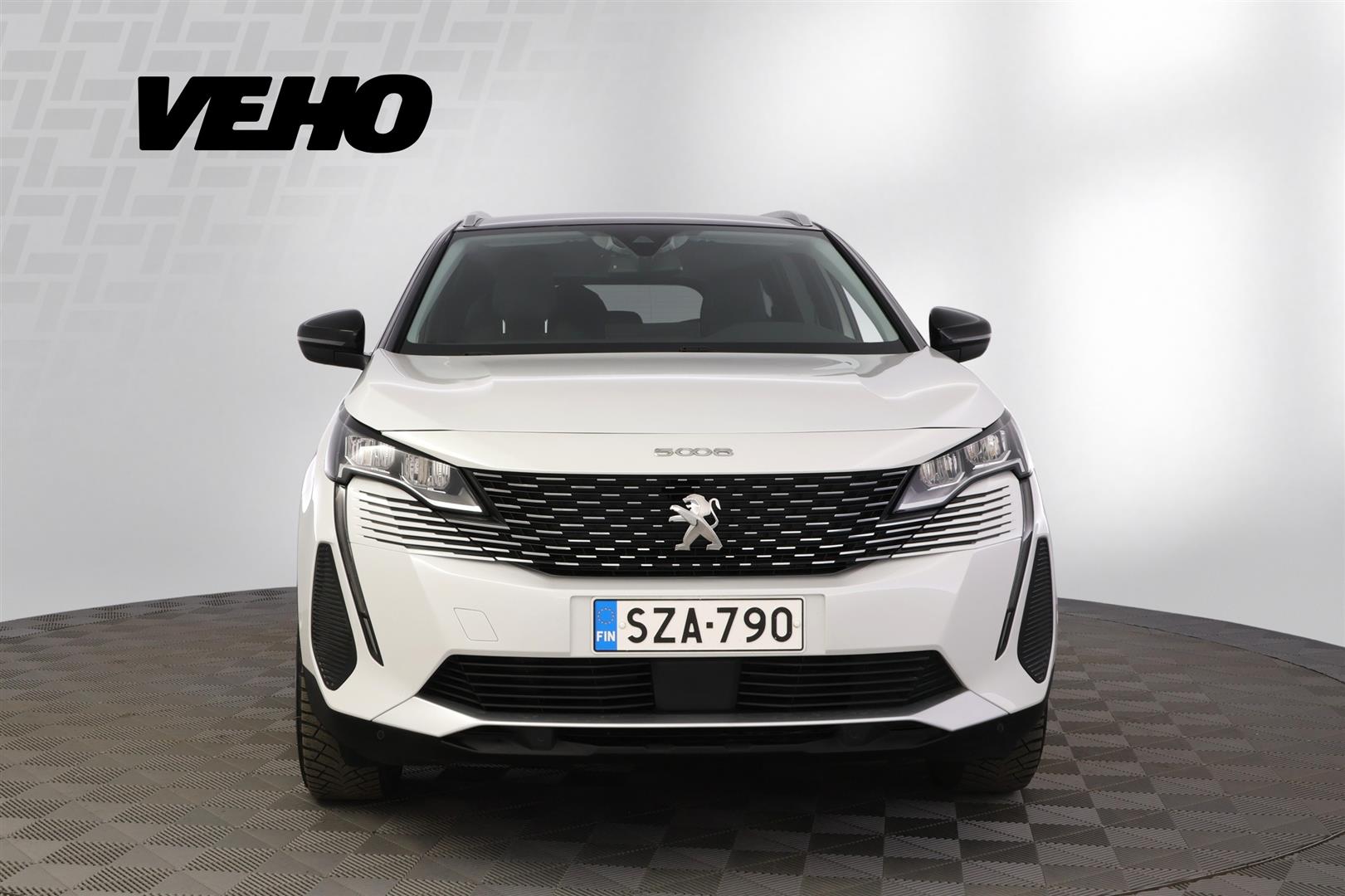 Peugeot 5008 2021