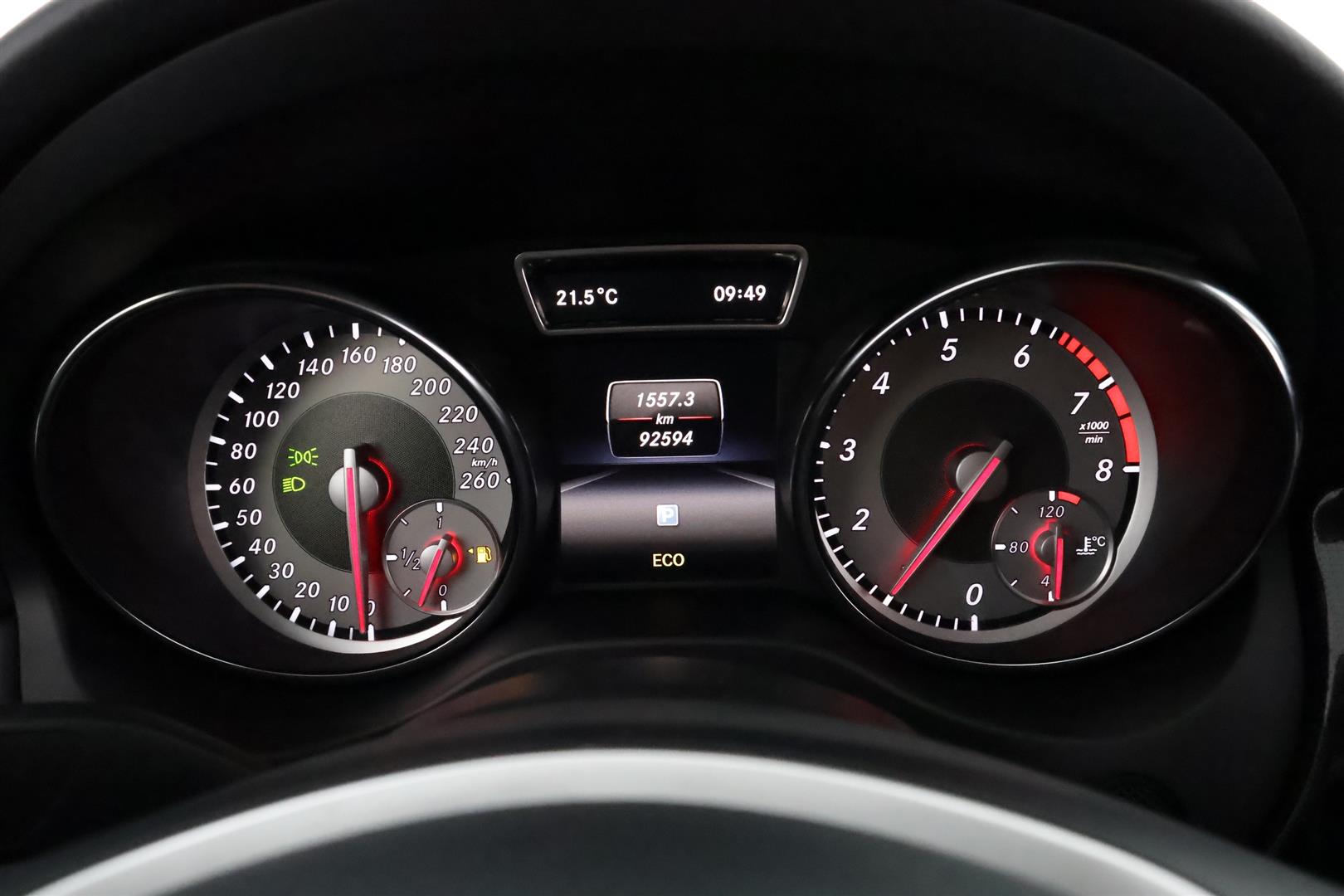 MERCEDES-BENZ CLA 2014