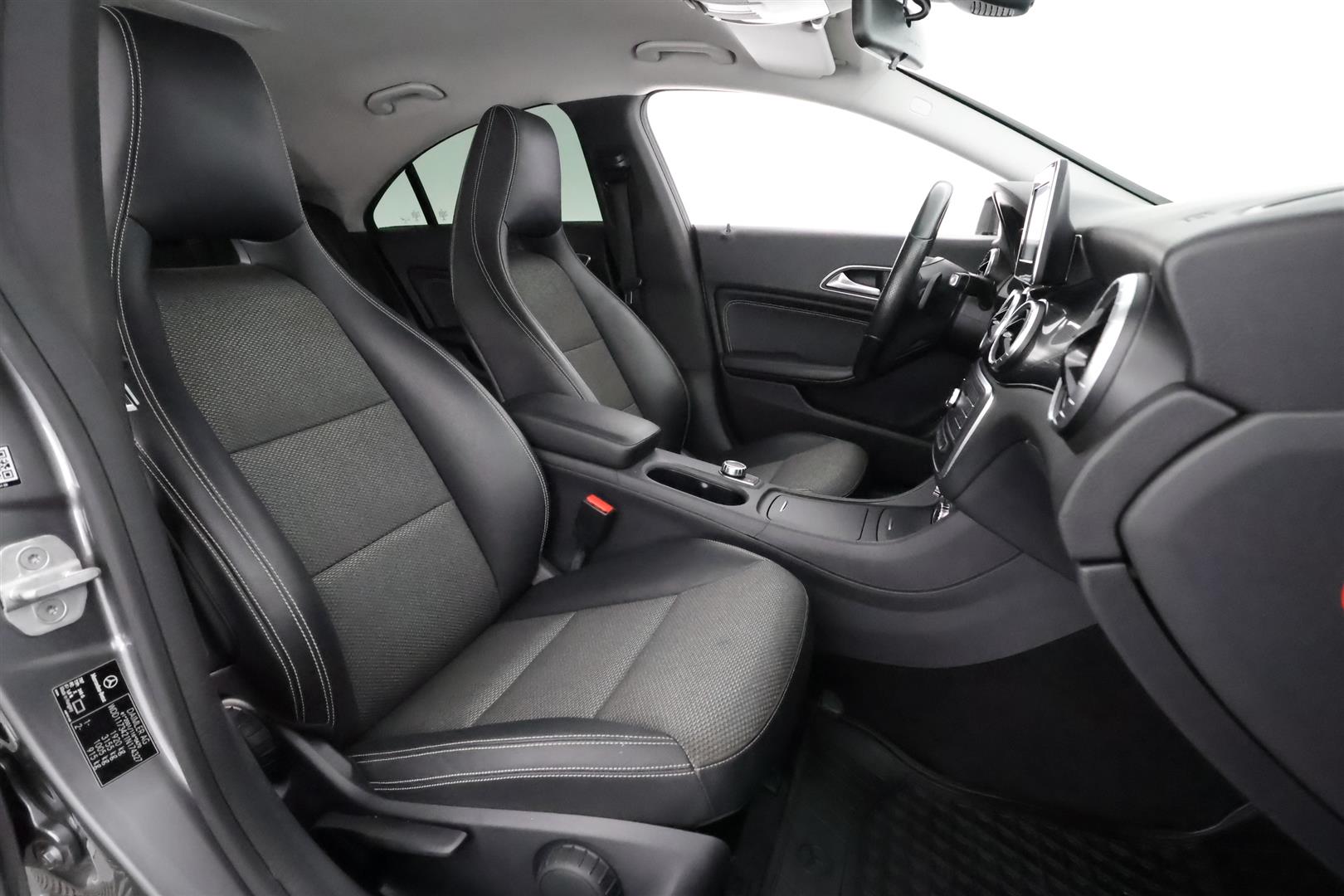 Mercedes-Benz CLA 2015