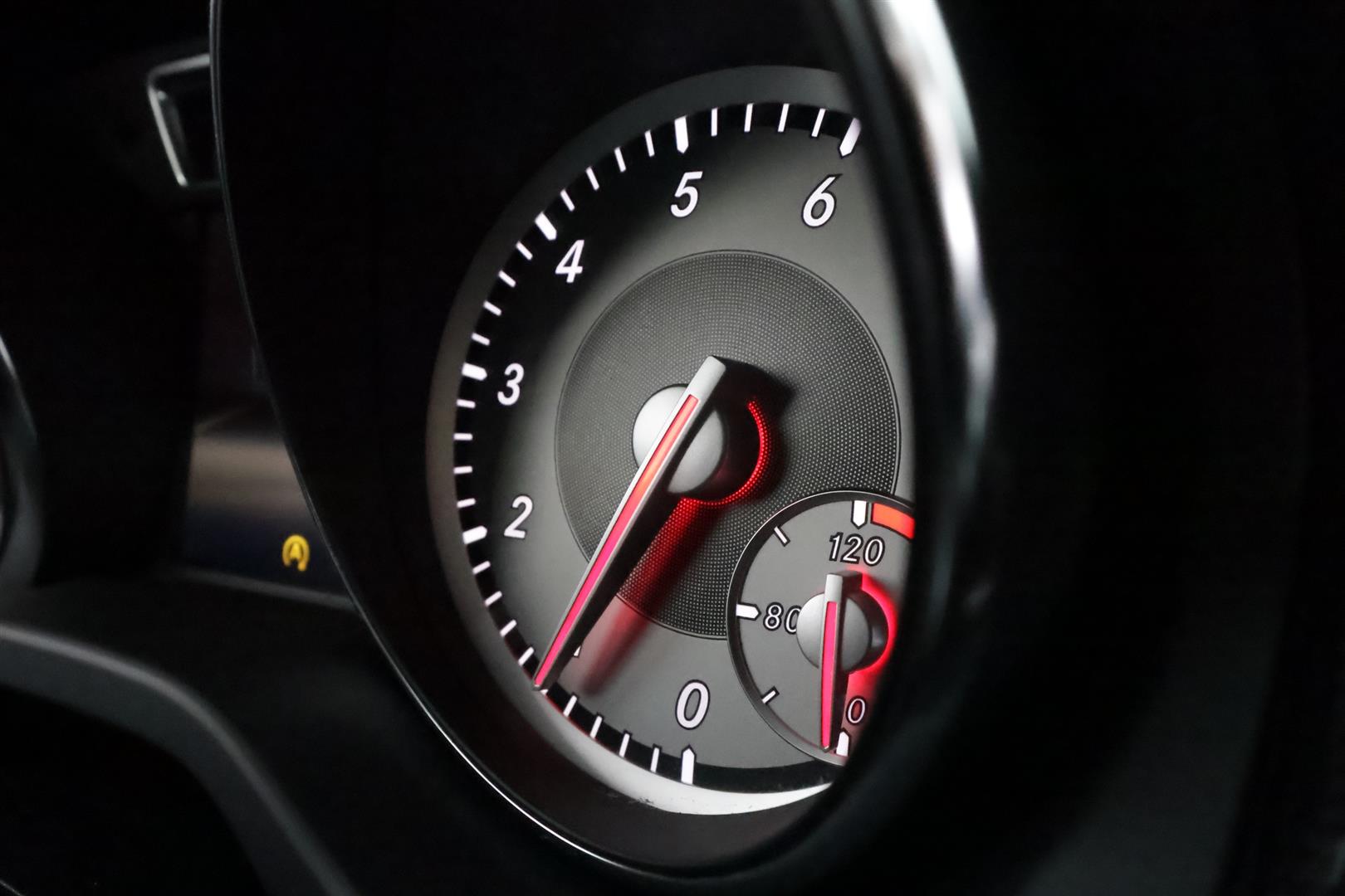 Mercedes-Benz CLA 2015