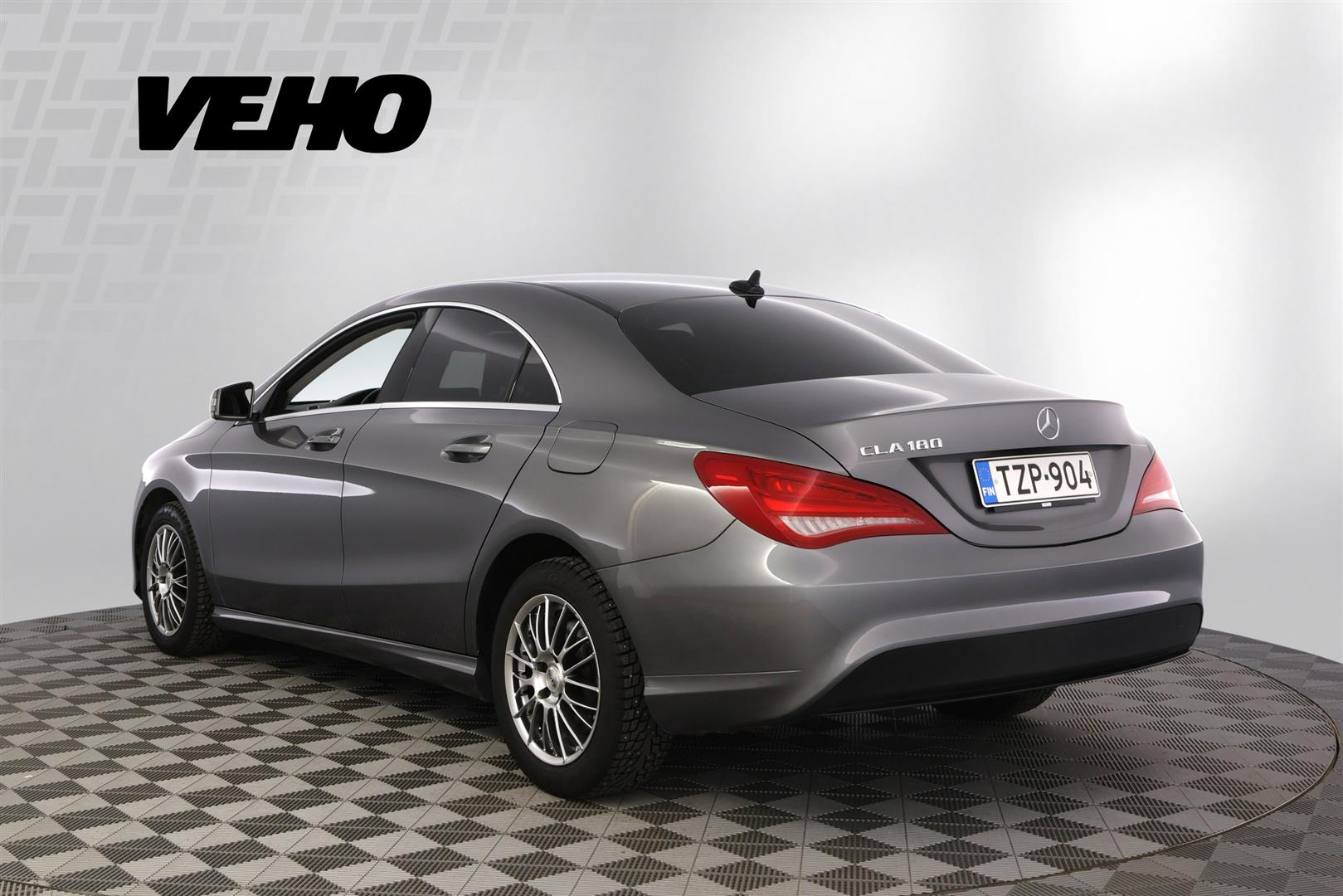 Mercedes-Benz CLA 2015