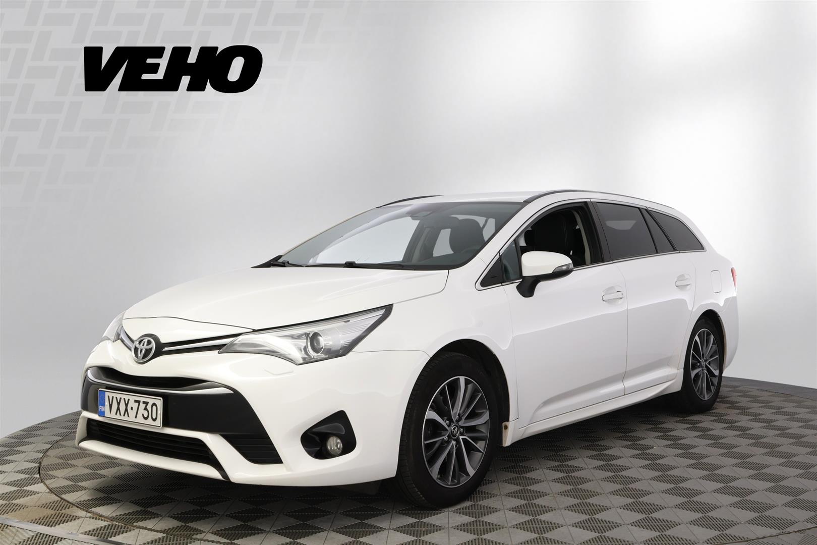 TOYOTA AVENSIS 2015