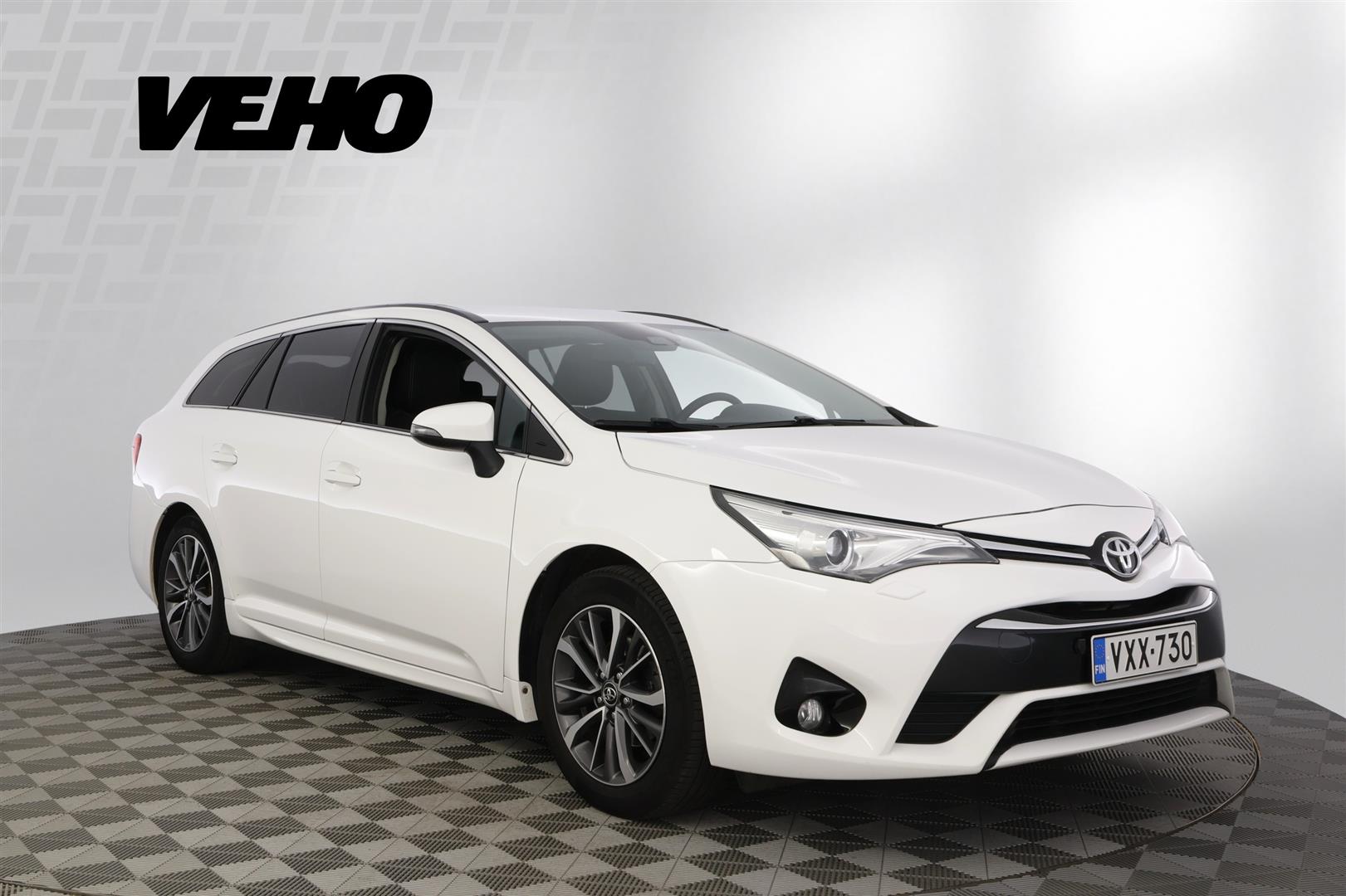TOYOTA AVENSIS 2015
