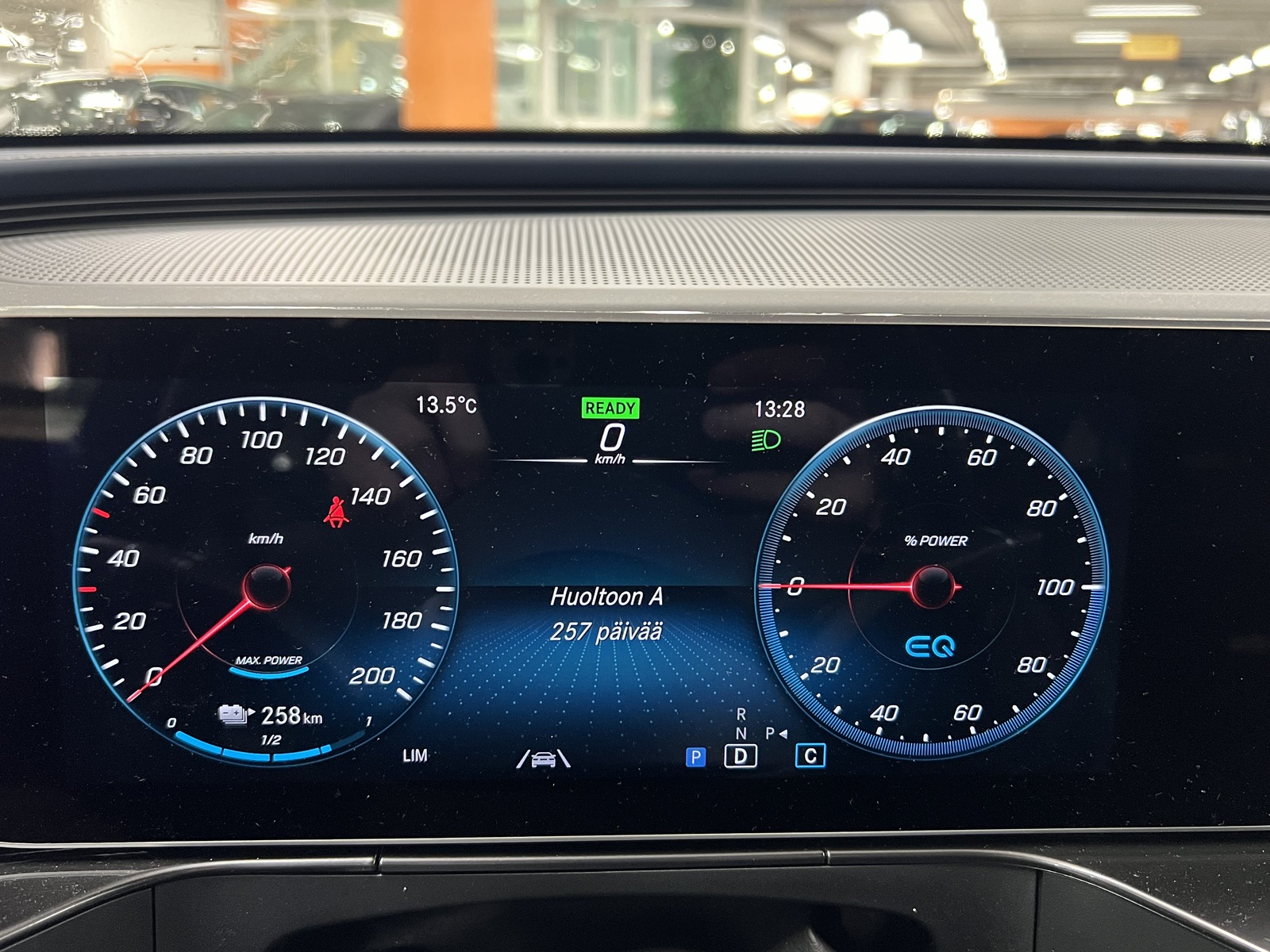 Mercedes-Benz EQC 2019