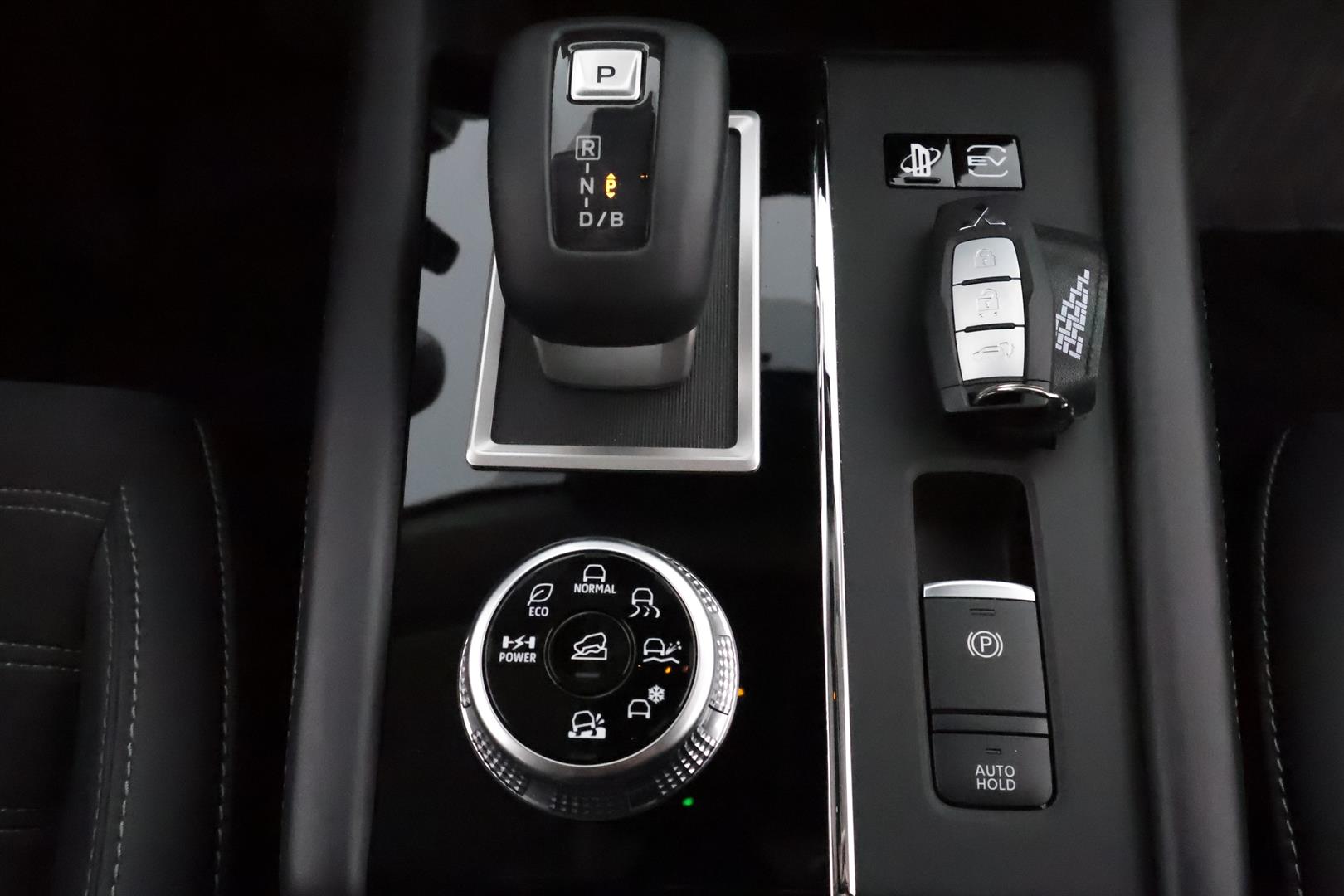 Mitsubishi Outlander 2025