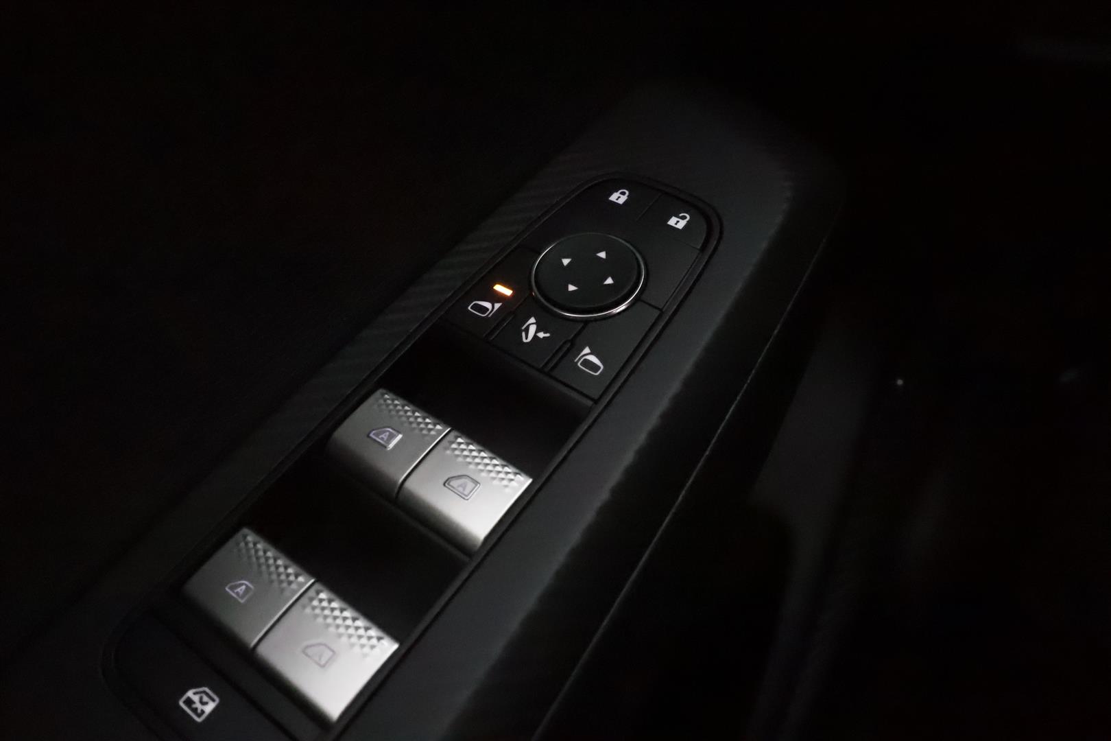 Mitsubishi Outlander 2025