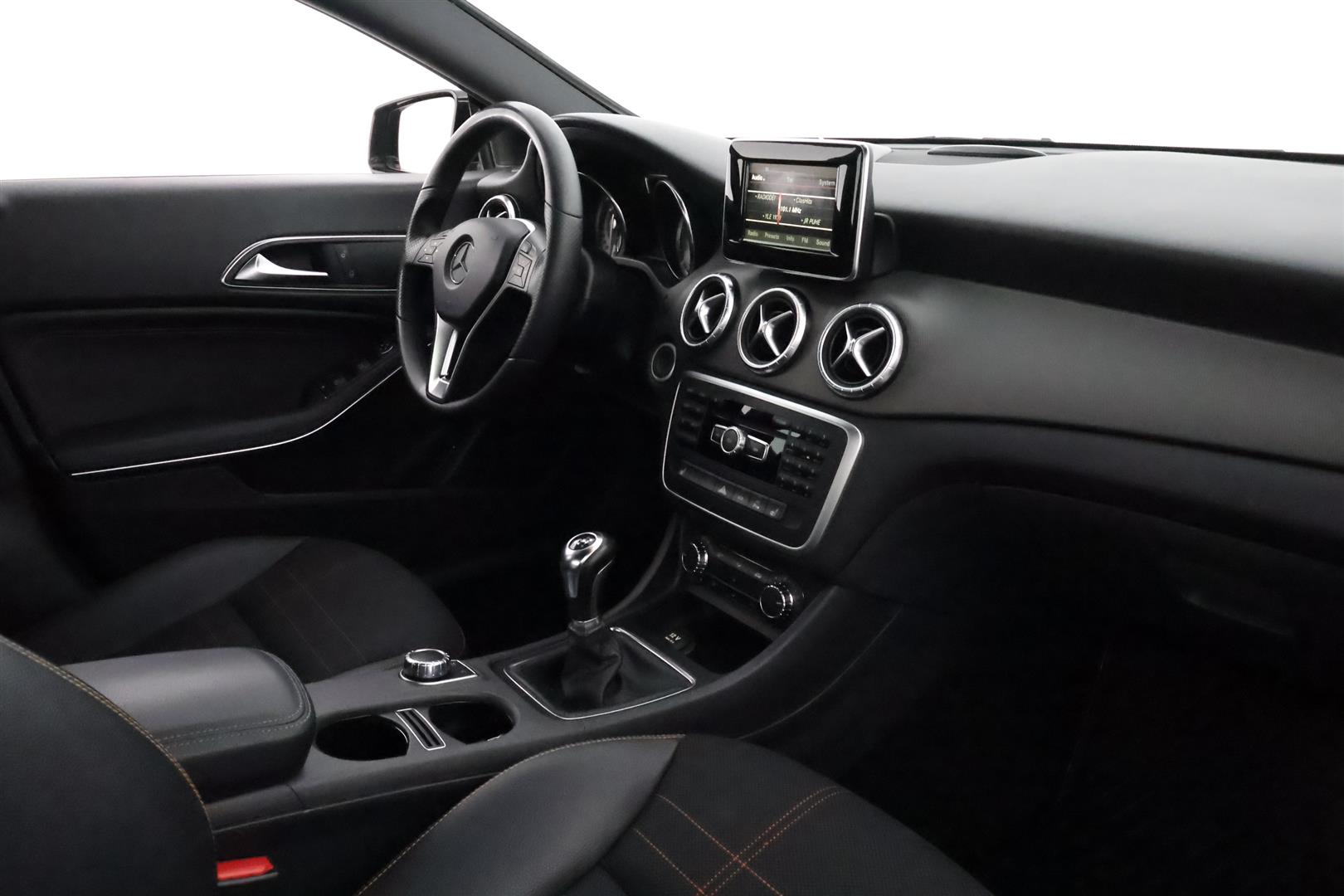 Mercedes-Benz CLA 2013