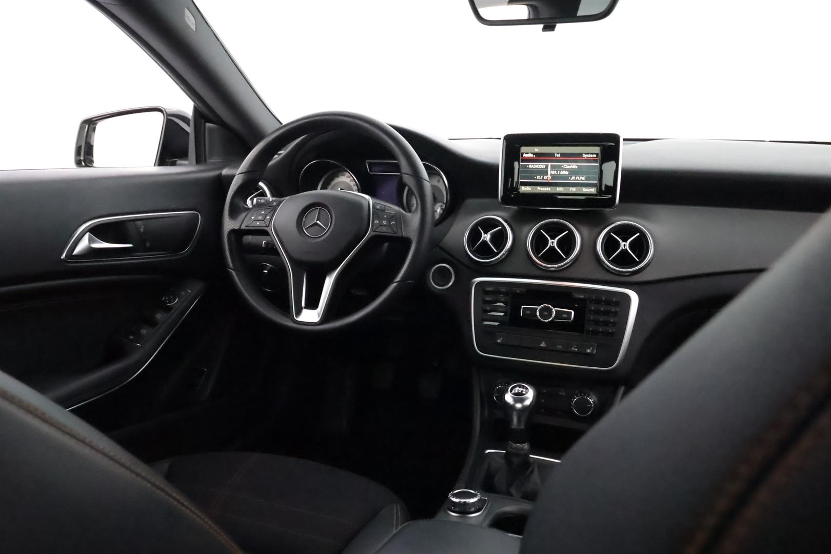 Mercedes-Benz CLA 2013