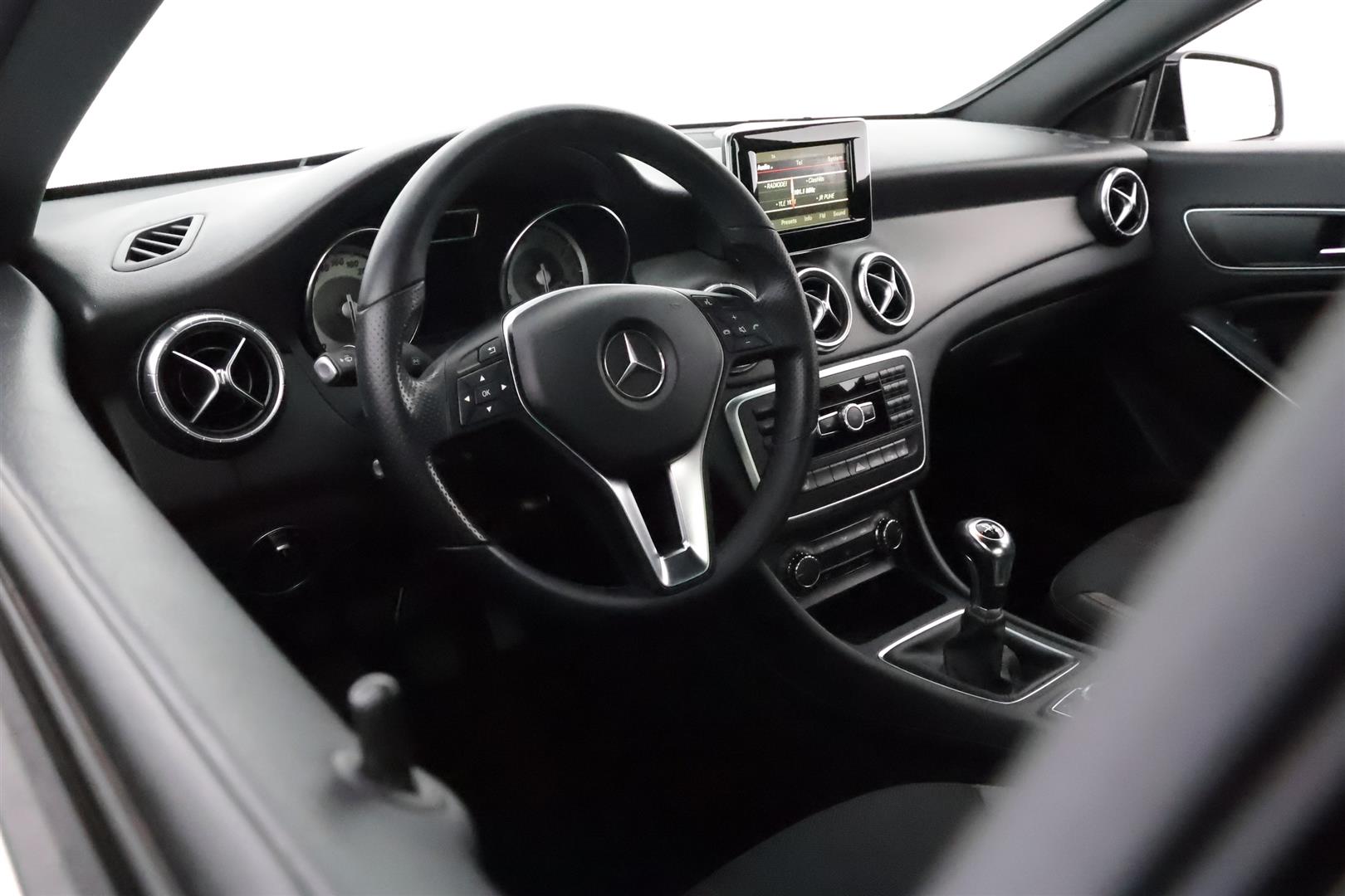 Mercedes-Benz CLA 2013