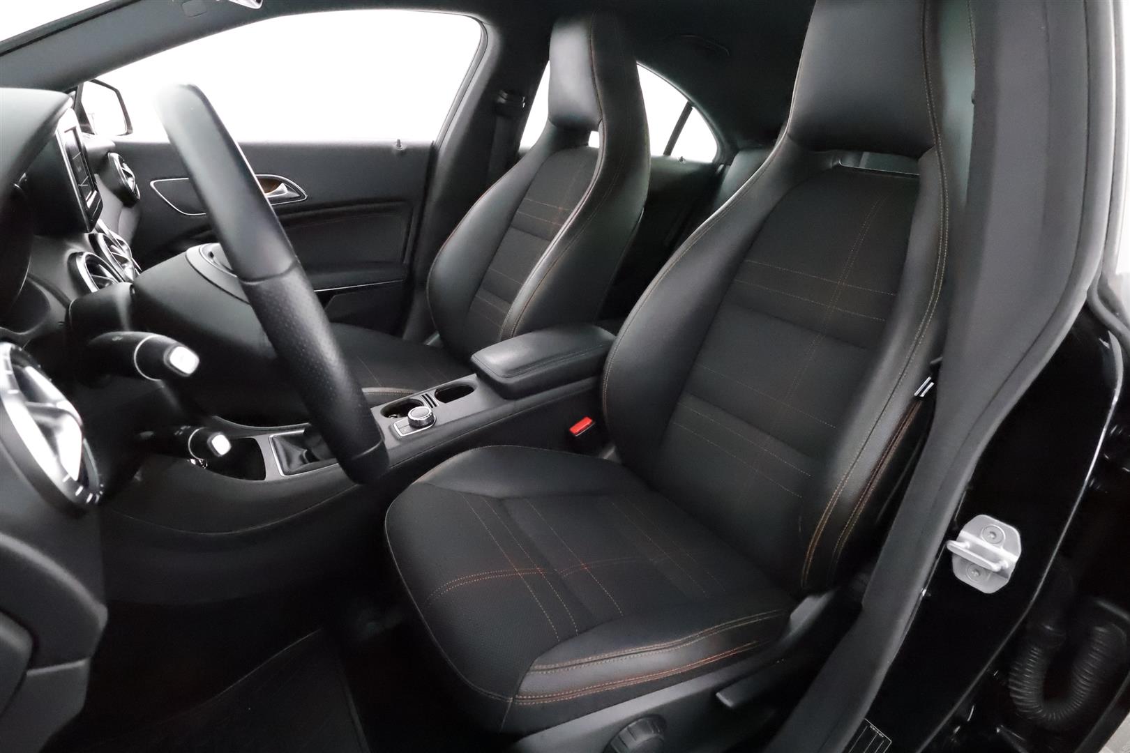 Mercedes-Benz CLA 2013