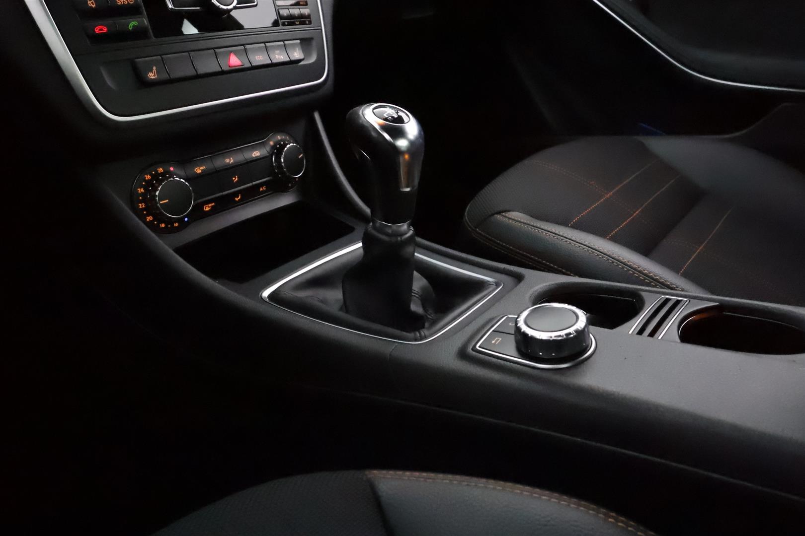 Mercedes-Benz CLA 2013
