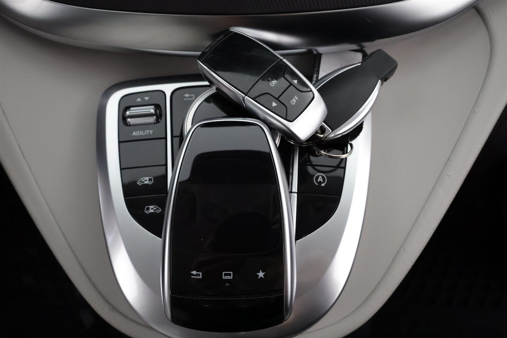 Mercedes-Benz V 2014