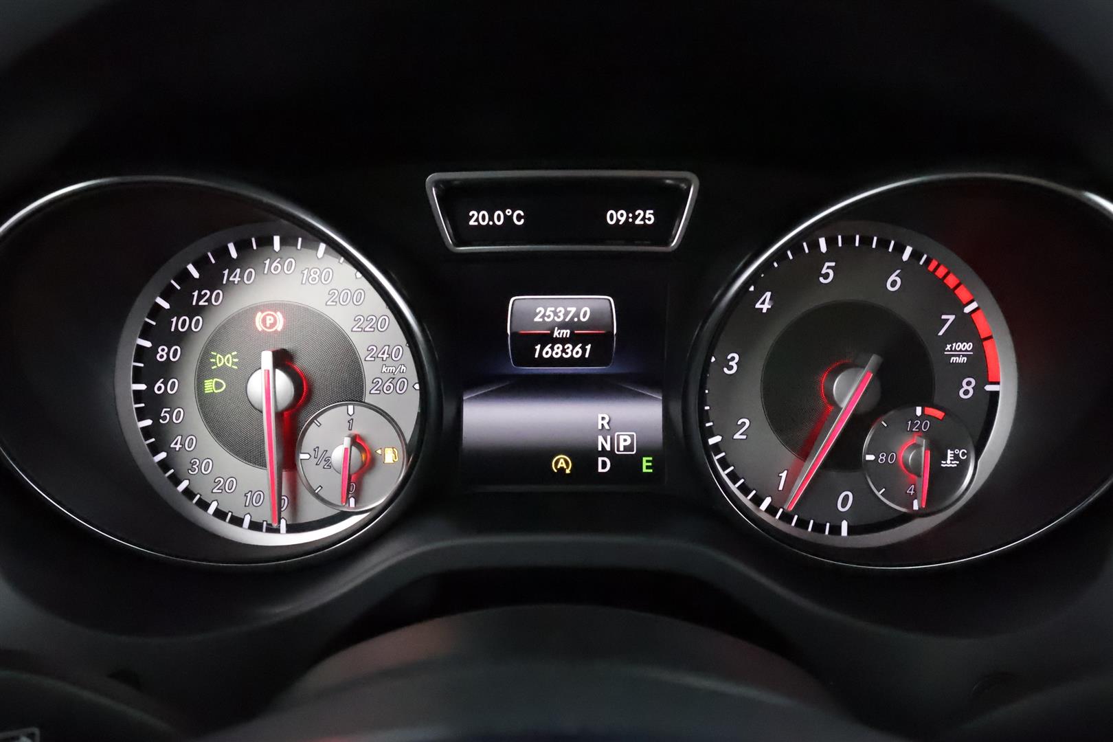 Mercedes-Benz CLA 2015