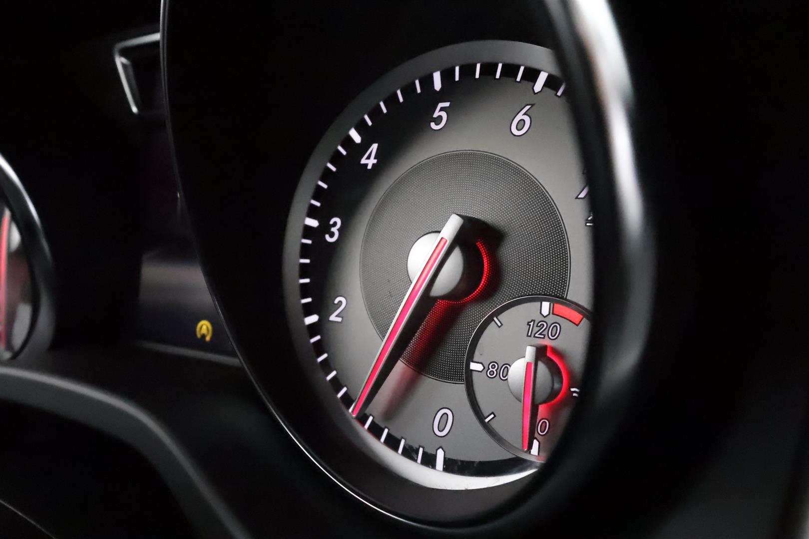 Mercedes-Benz CLA 2015