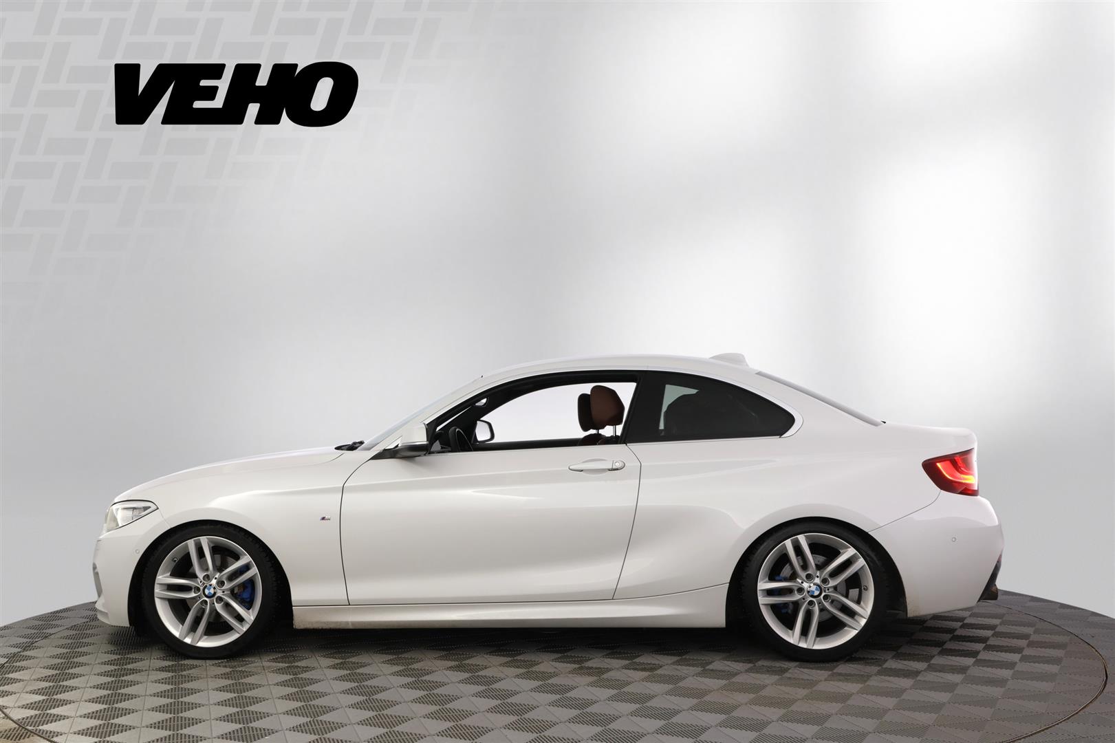 BMW 220 2015