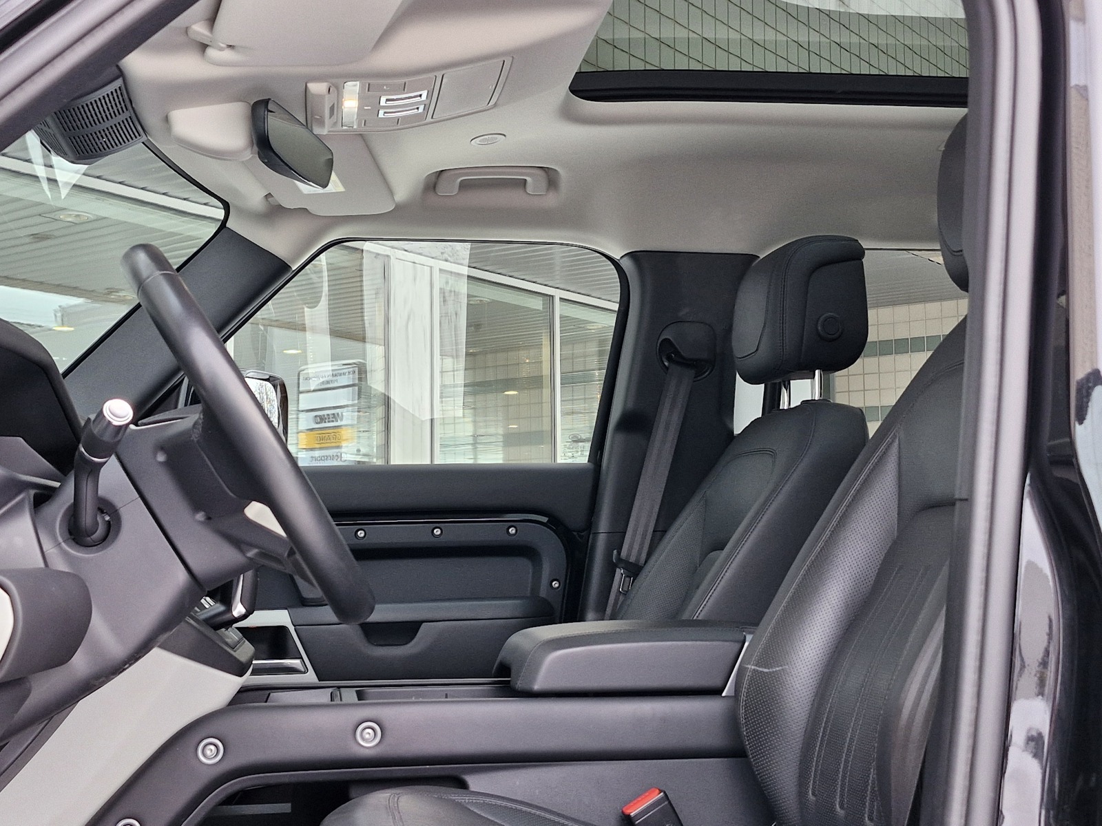 Land Rover Defender 2022