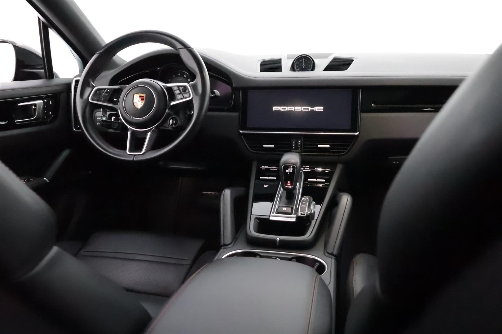 Porsche Cayenne 2022