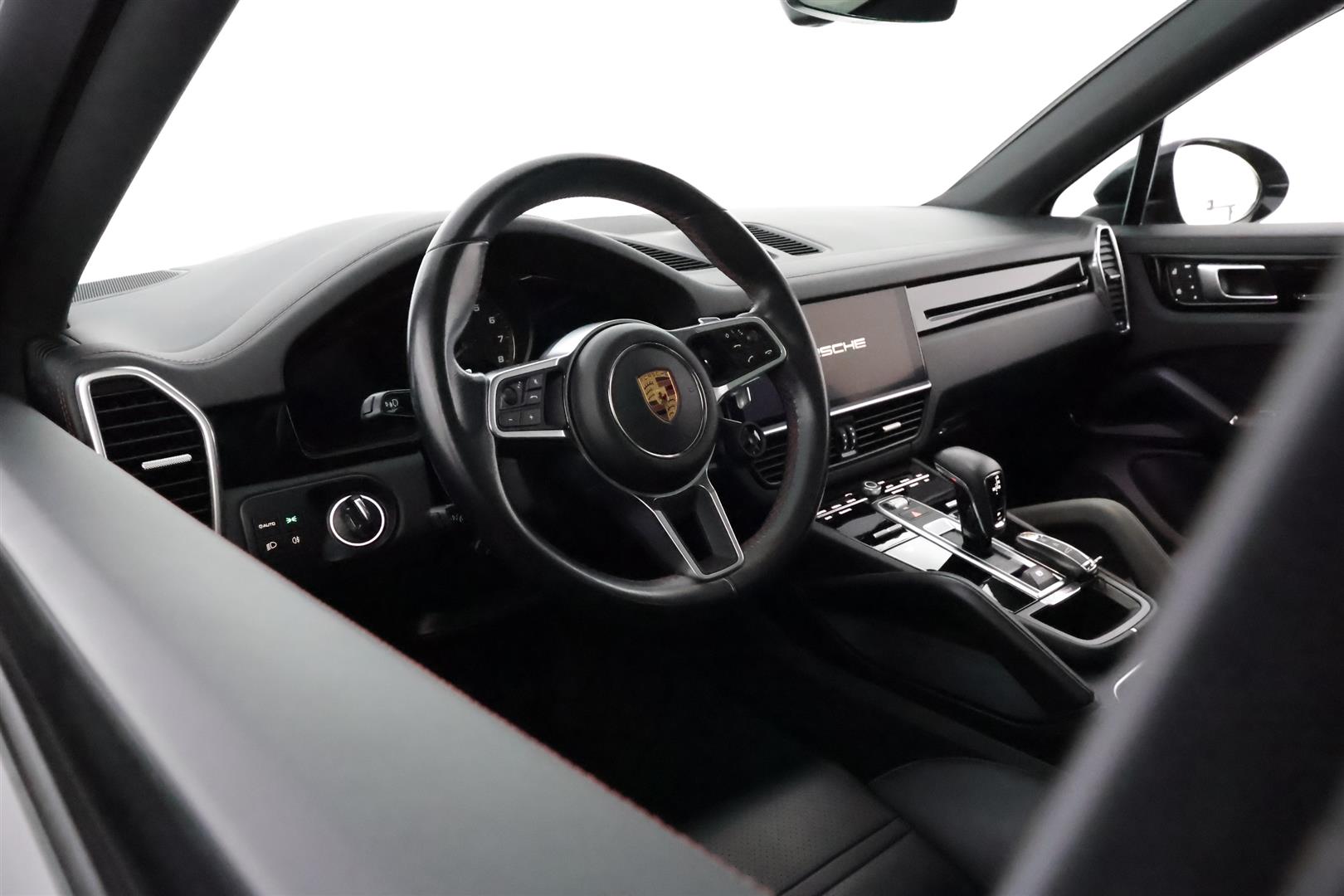 Porsche Cayenne 2022