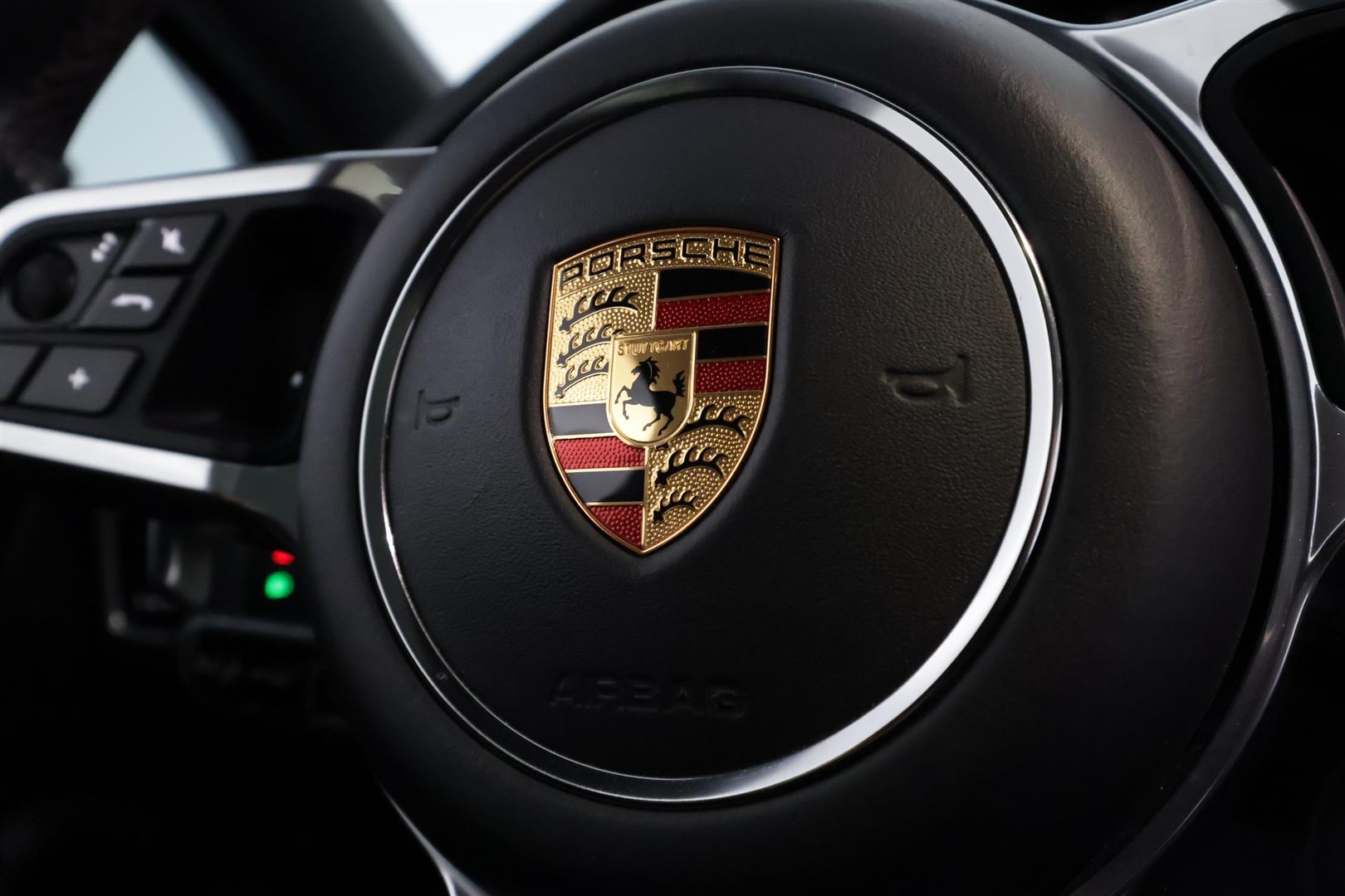 Porsche Cayenne 2022