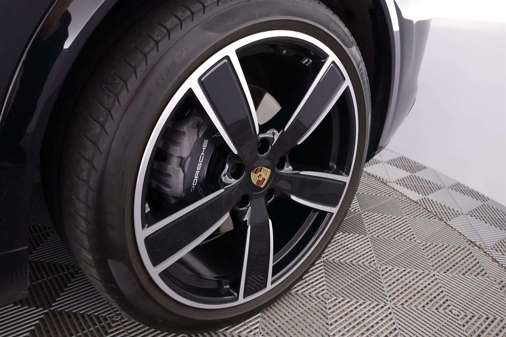 Porsche Cayenne 2022